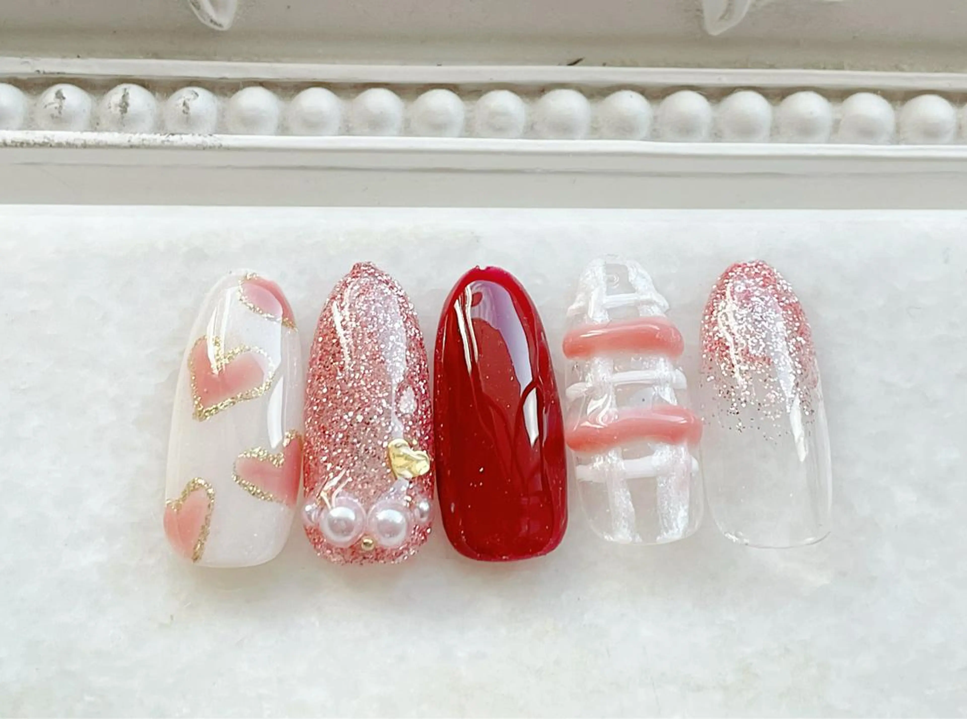 ネイル ジェルネイル ハート パラジェル ぷっくりネイル バレンタイン ハンドネイル Satomi  のネイルデザイン