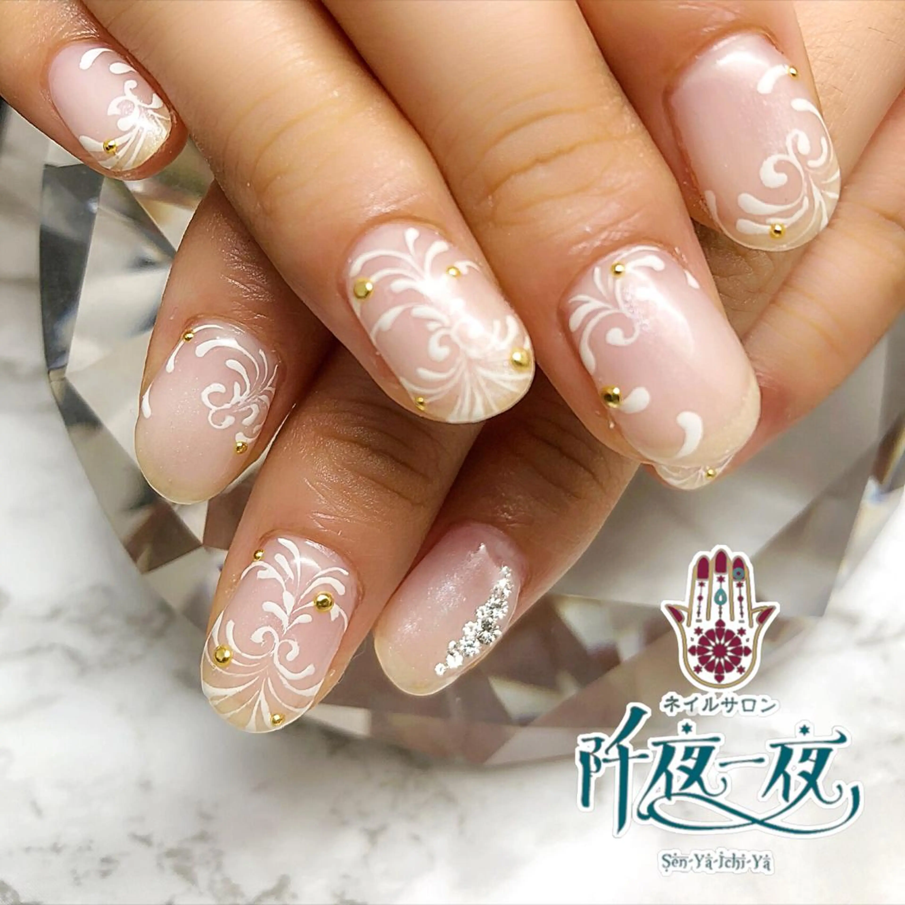 ネイル ブライダルネイル 六本木ネイル阡夜一夜 当日＆持ち込み歓迎のネイルデザイン