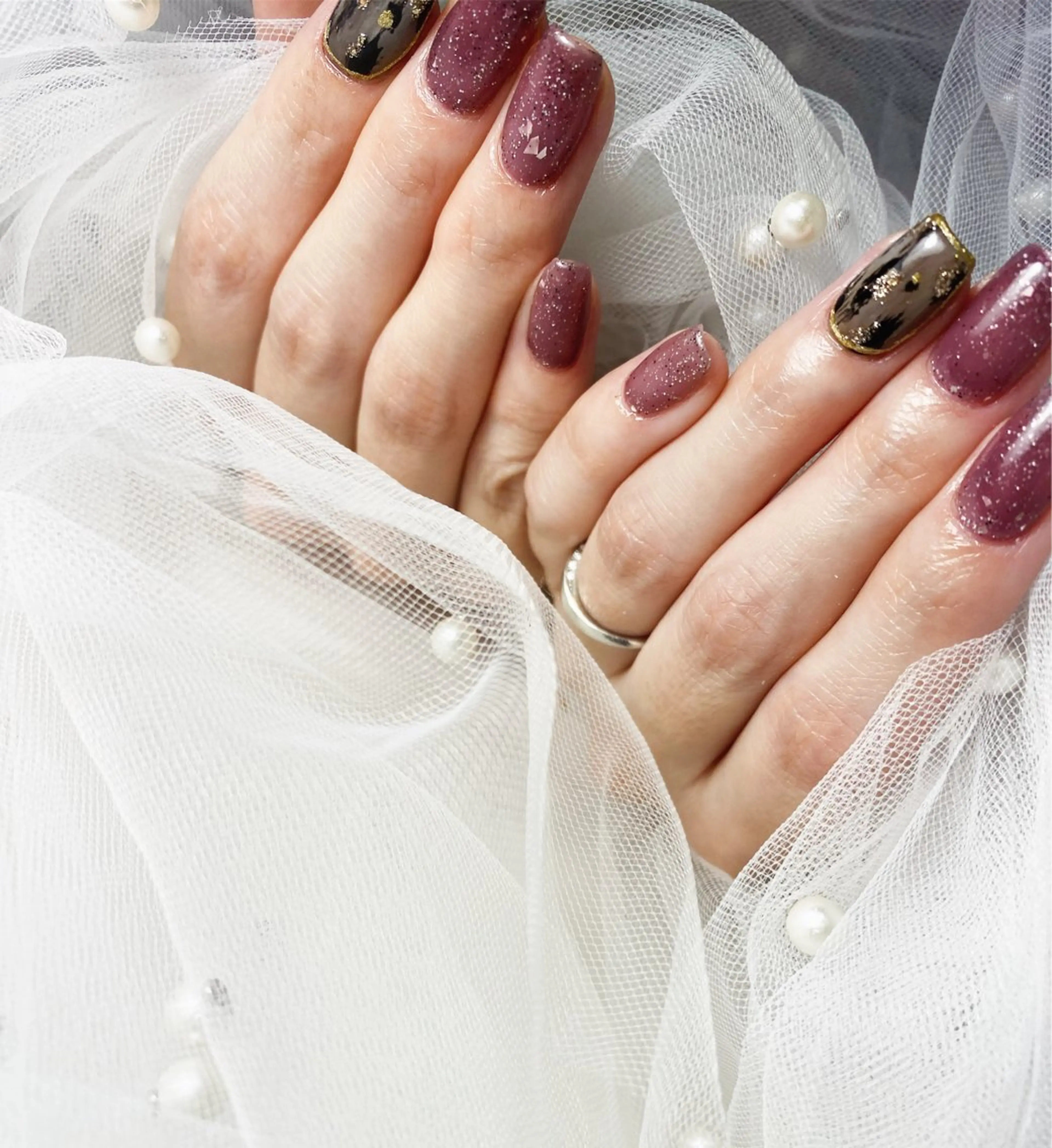 ネイル アートネイル ブラウン フットネイル ニュアンスネイル ワンカラーネイル BavardageNail所属・Bavardage Nailのネイルデザイン