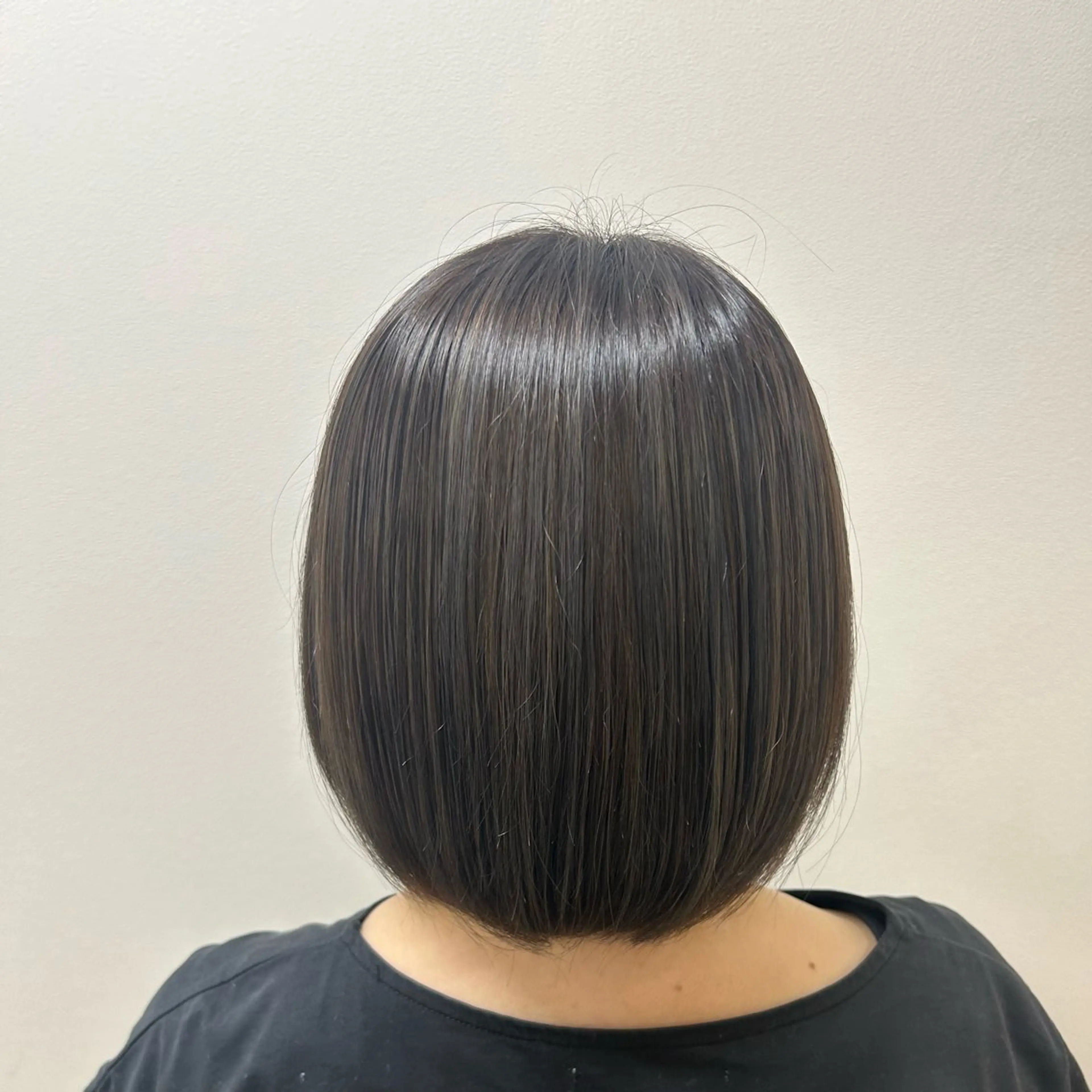 カラー レナークウィズ　北川 愛璃のヘアスタイル