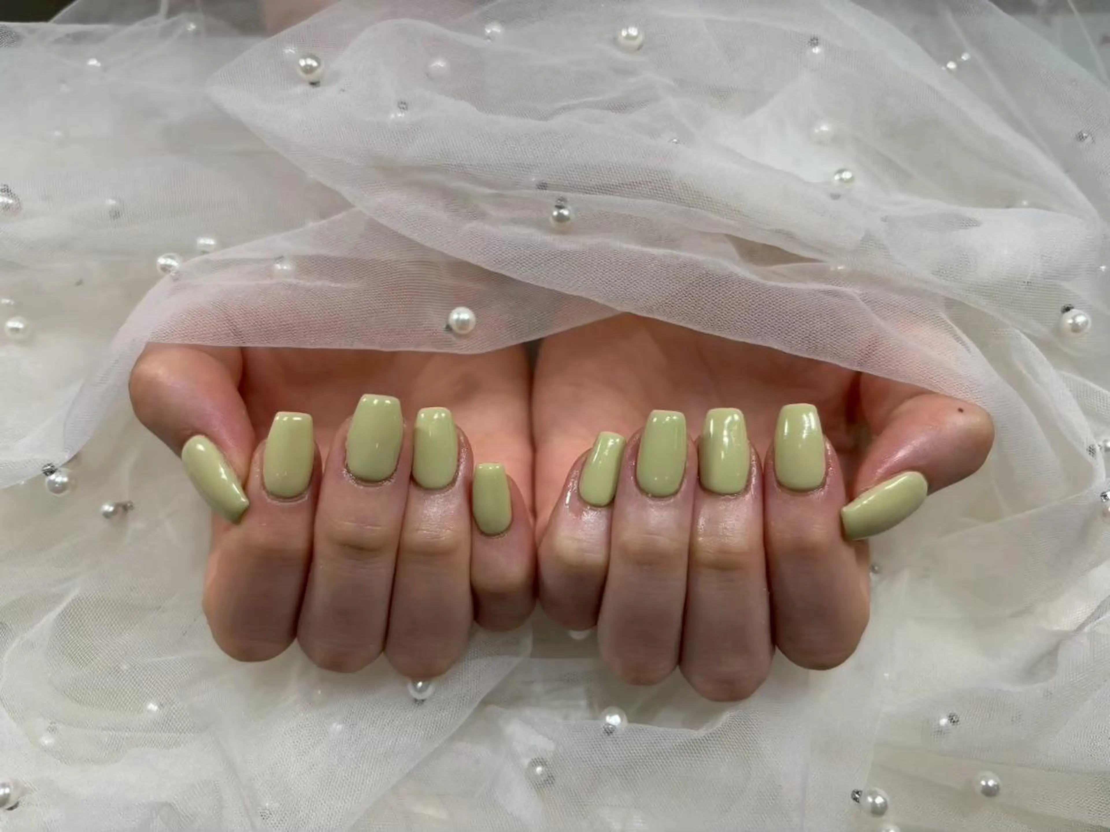 オフあり◆ハンドワンカラー・ラメグラデーション✨甘皮ケア込の写真