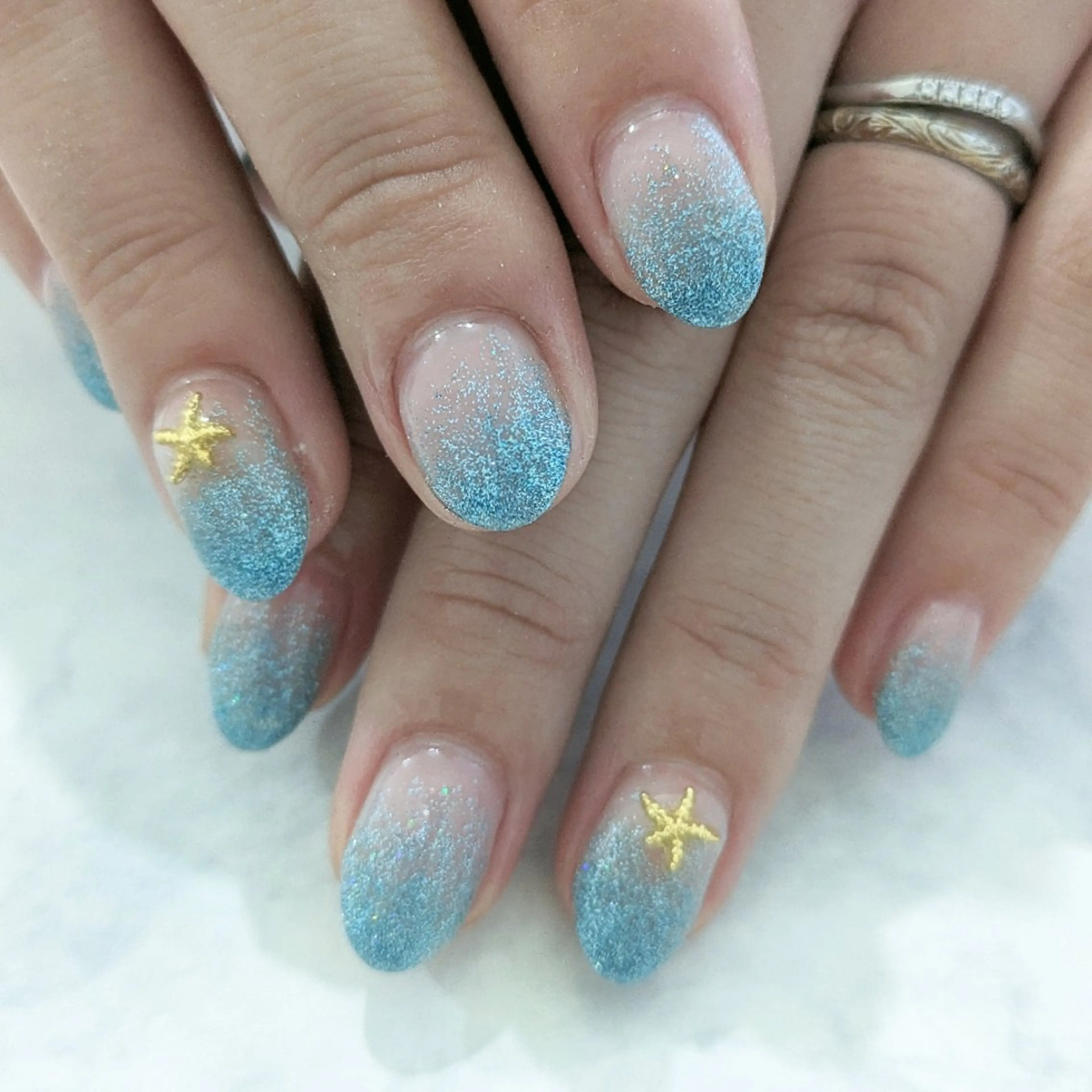 ネイル ラメ(グリッター) ラメグラデーション Gerbera Nailistのネイルデザイン