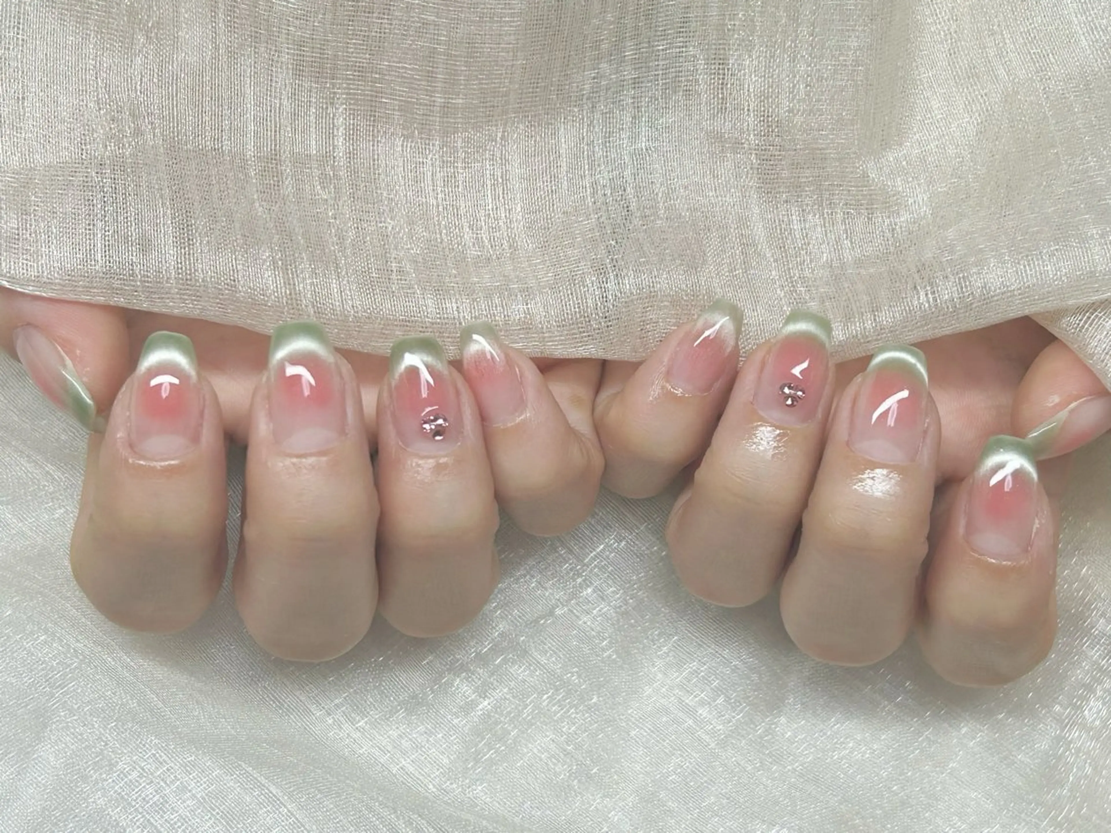 ネイル アートネイル 成人式 長さ出し フットネイル マグネットネイル ハンドネイル Lino Nailのネイルデザイン