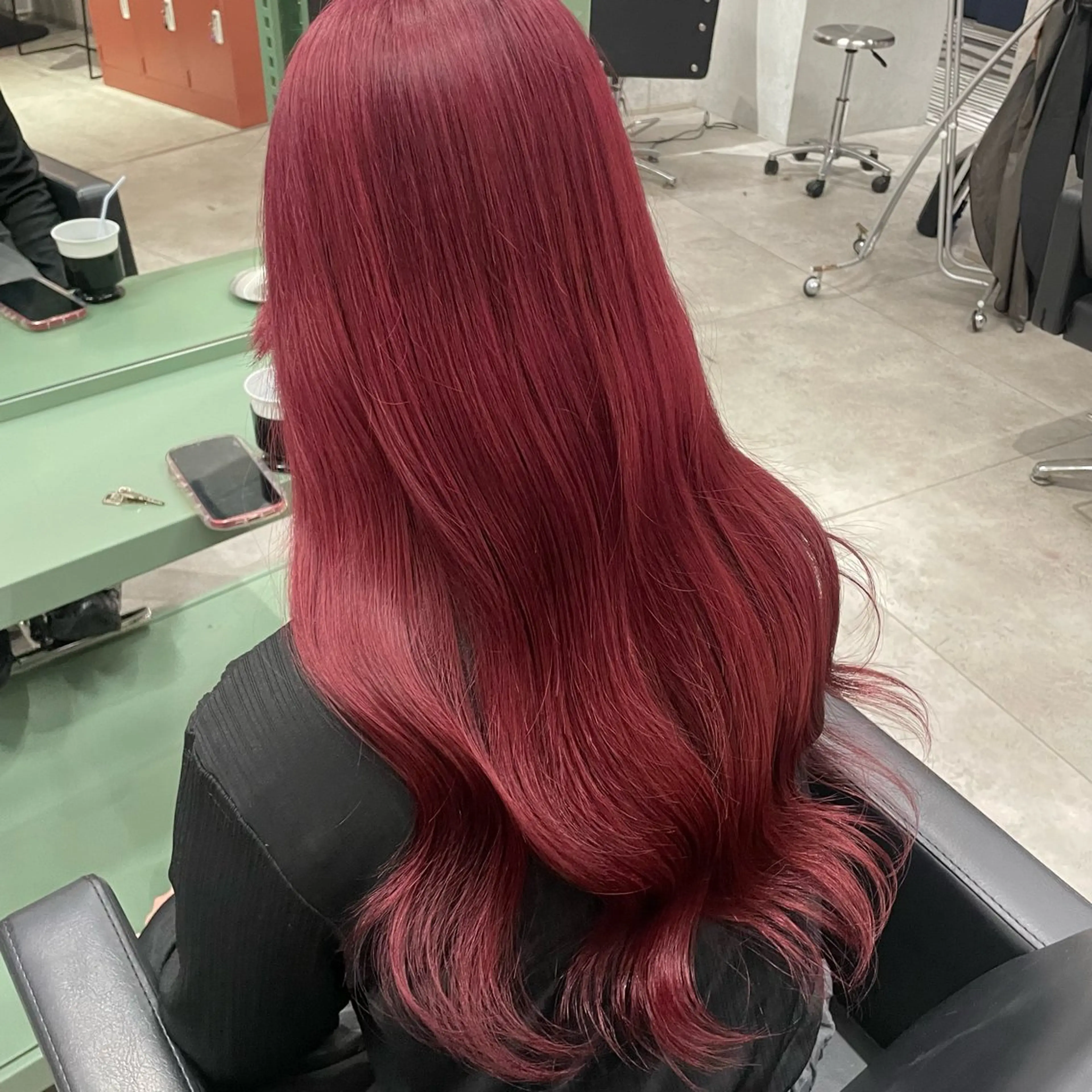 ロング ヘアカラー 透明感カラー🩶韓国 ヘア🩶ワカナのヘアスタイル