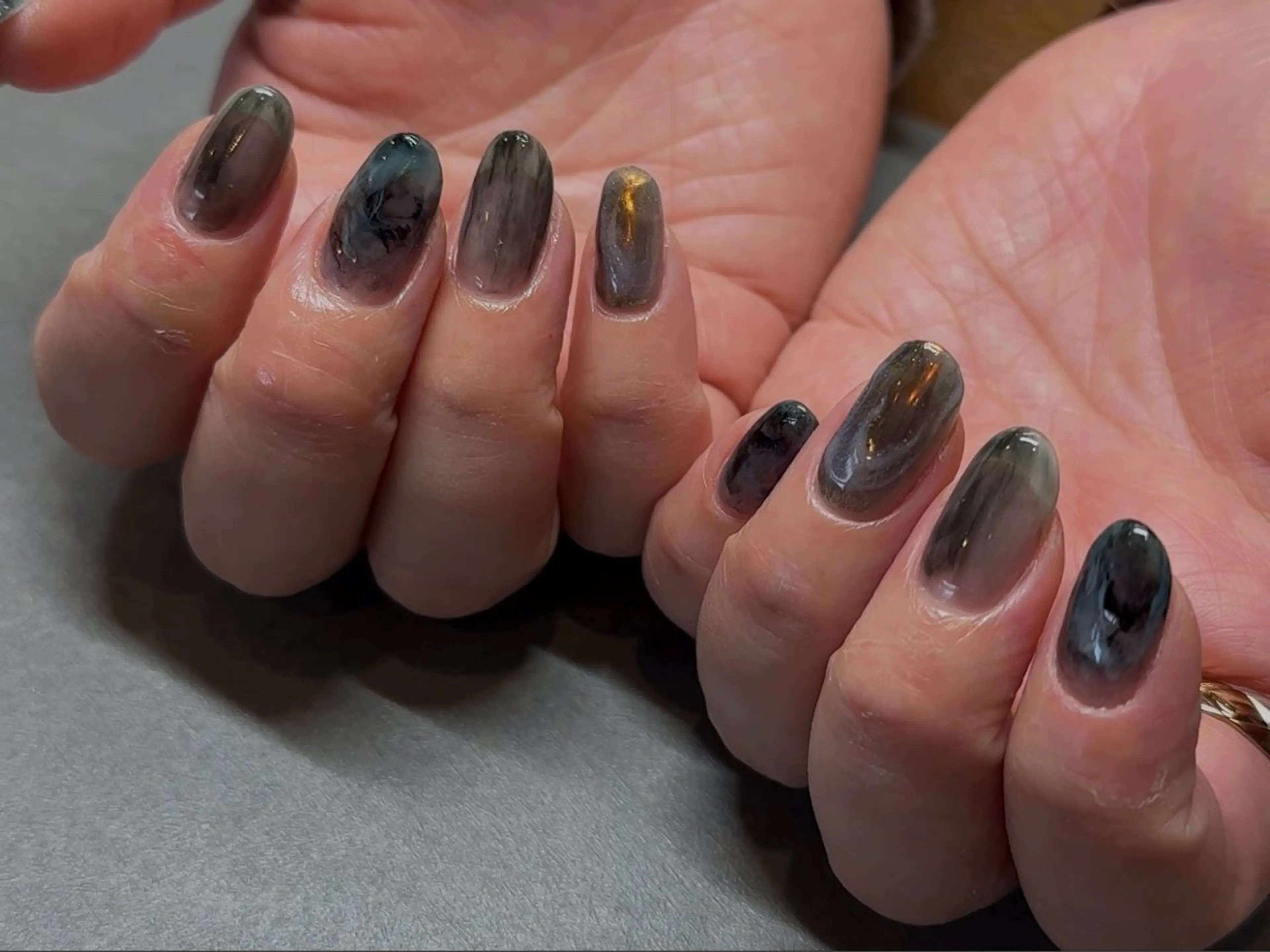 ネイル 持ち込み ハンドネイル 小河 仁美のネイルデザイン