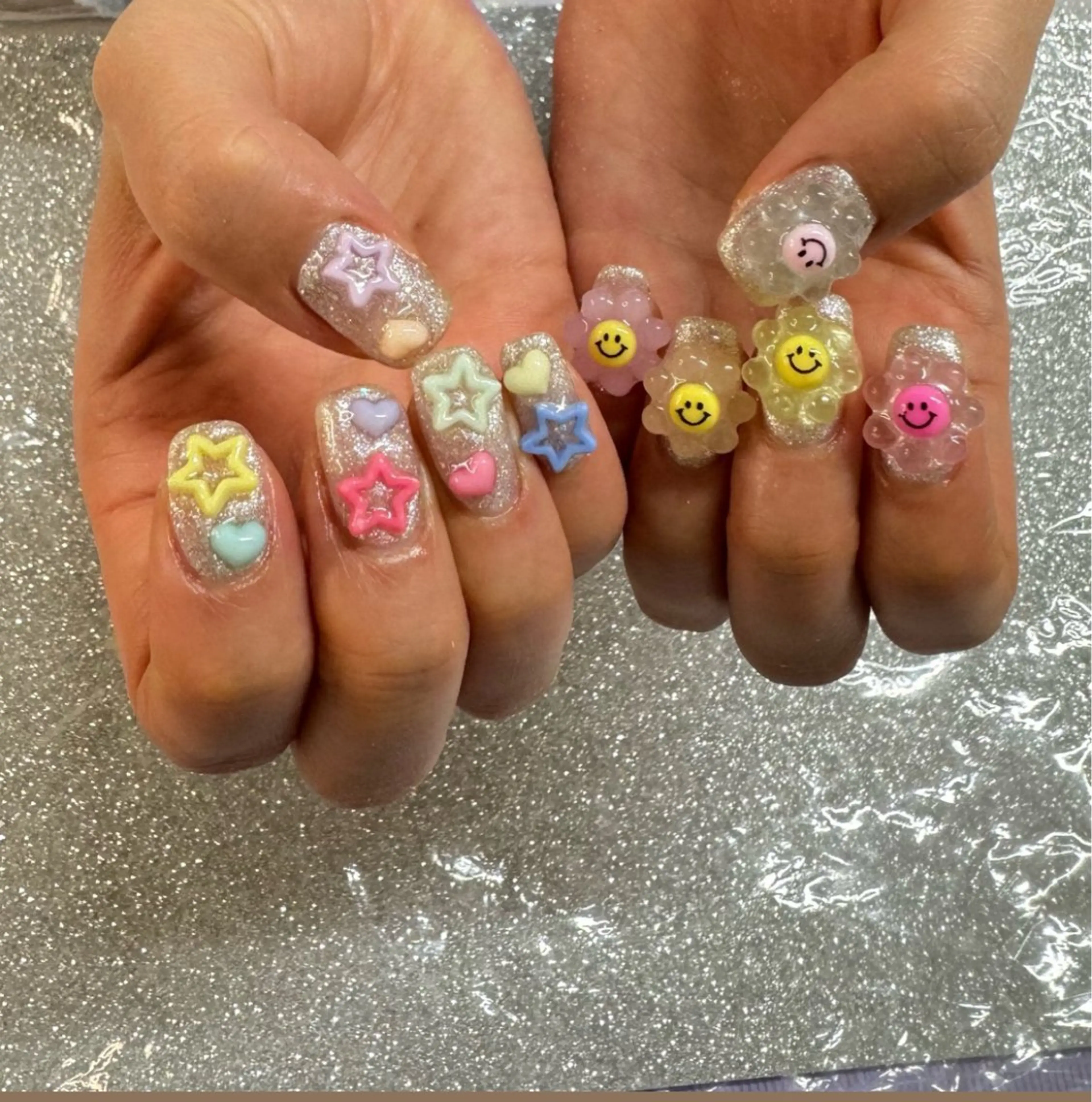 ネイル VIERU YURIのネイルデザイン