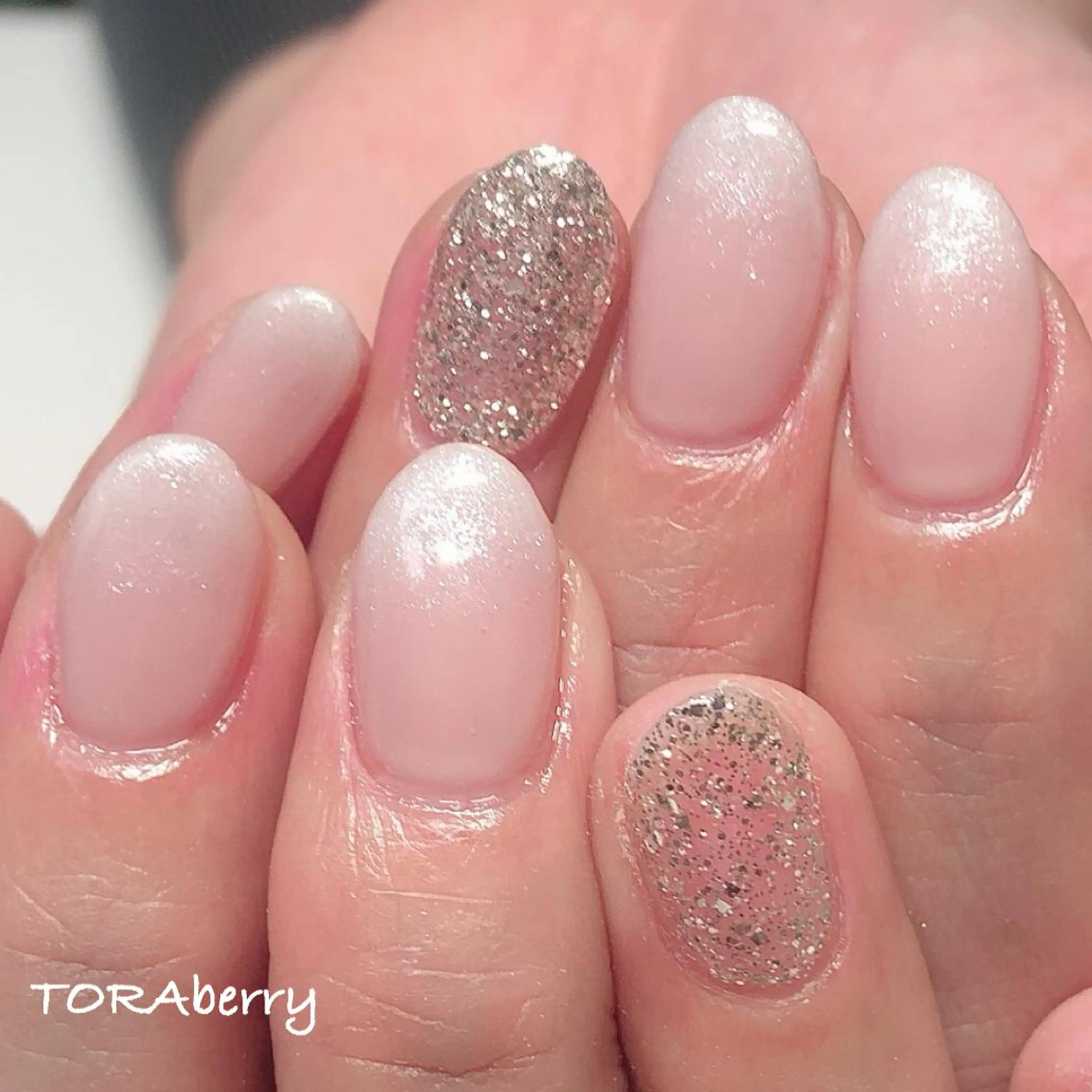 ネイル ワンカラーネイル ハンドネイル ネイリスト なつみのネイルデザイン