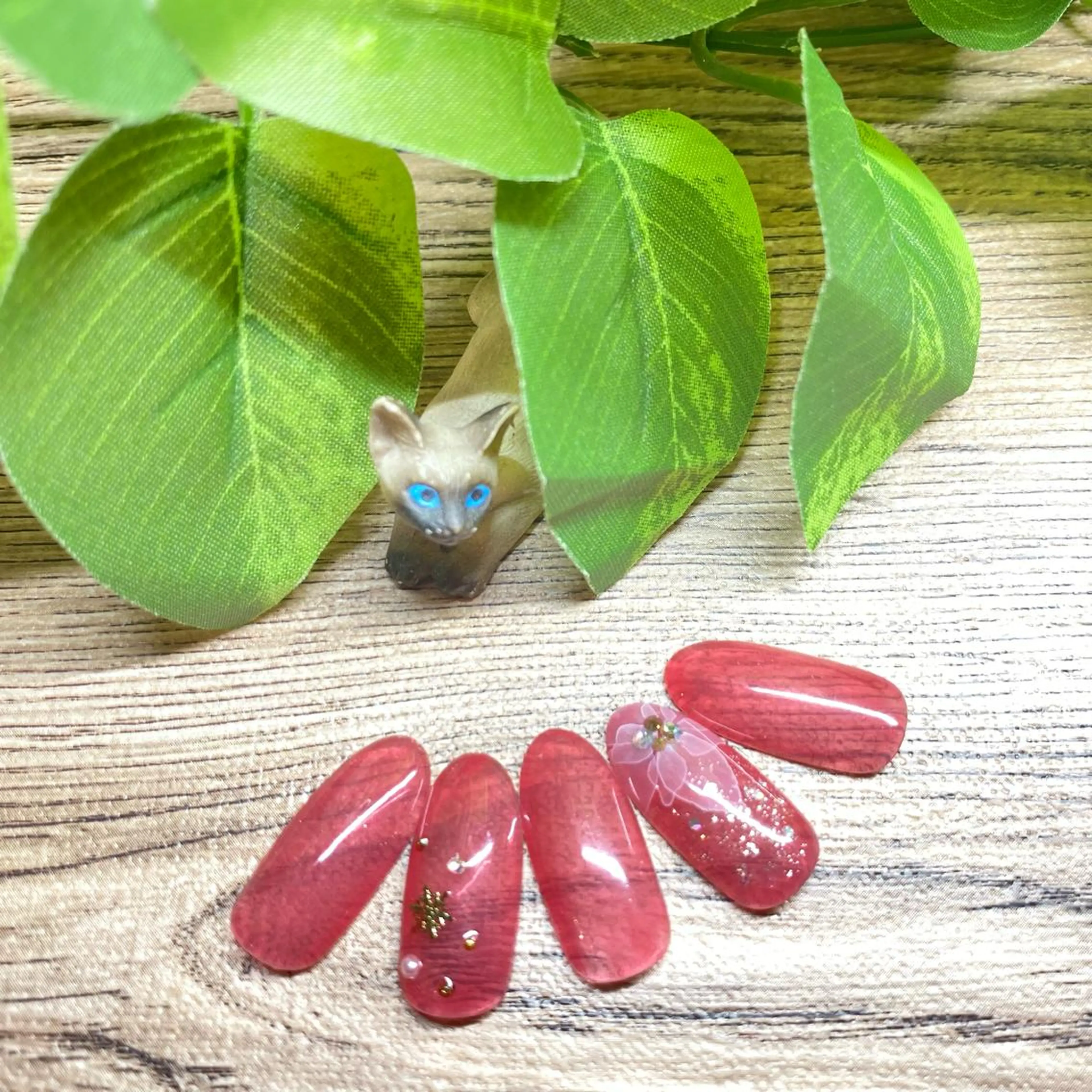 ネイル Nail salon MEGUMIのネイルデザイン