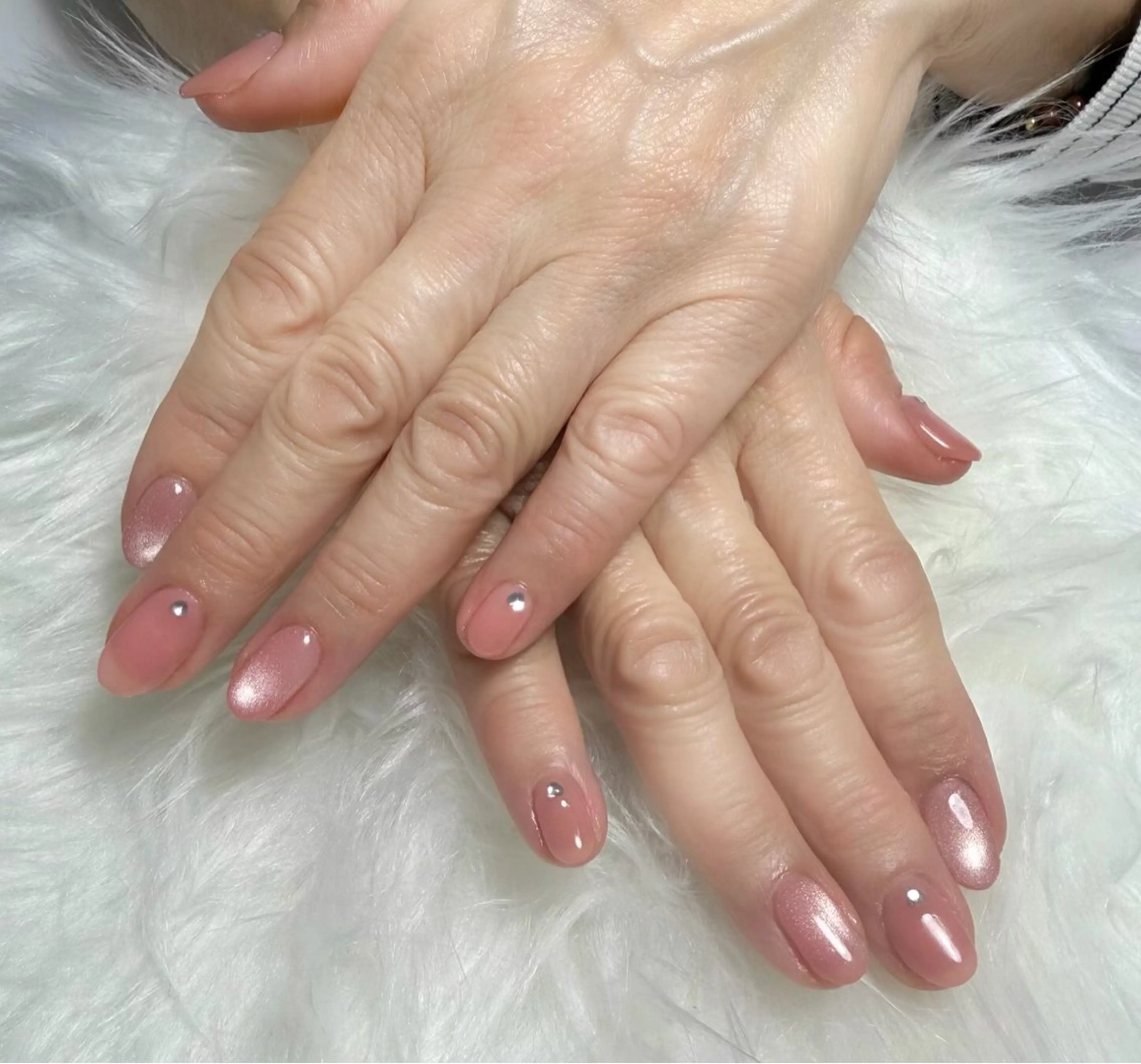 ネイル ワンカラーネイル ストーンネイル Min.Nail  Salon所属・Min. Nail Salonのネイルデザイン