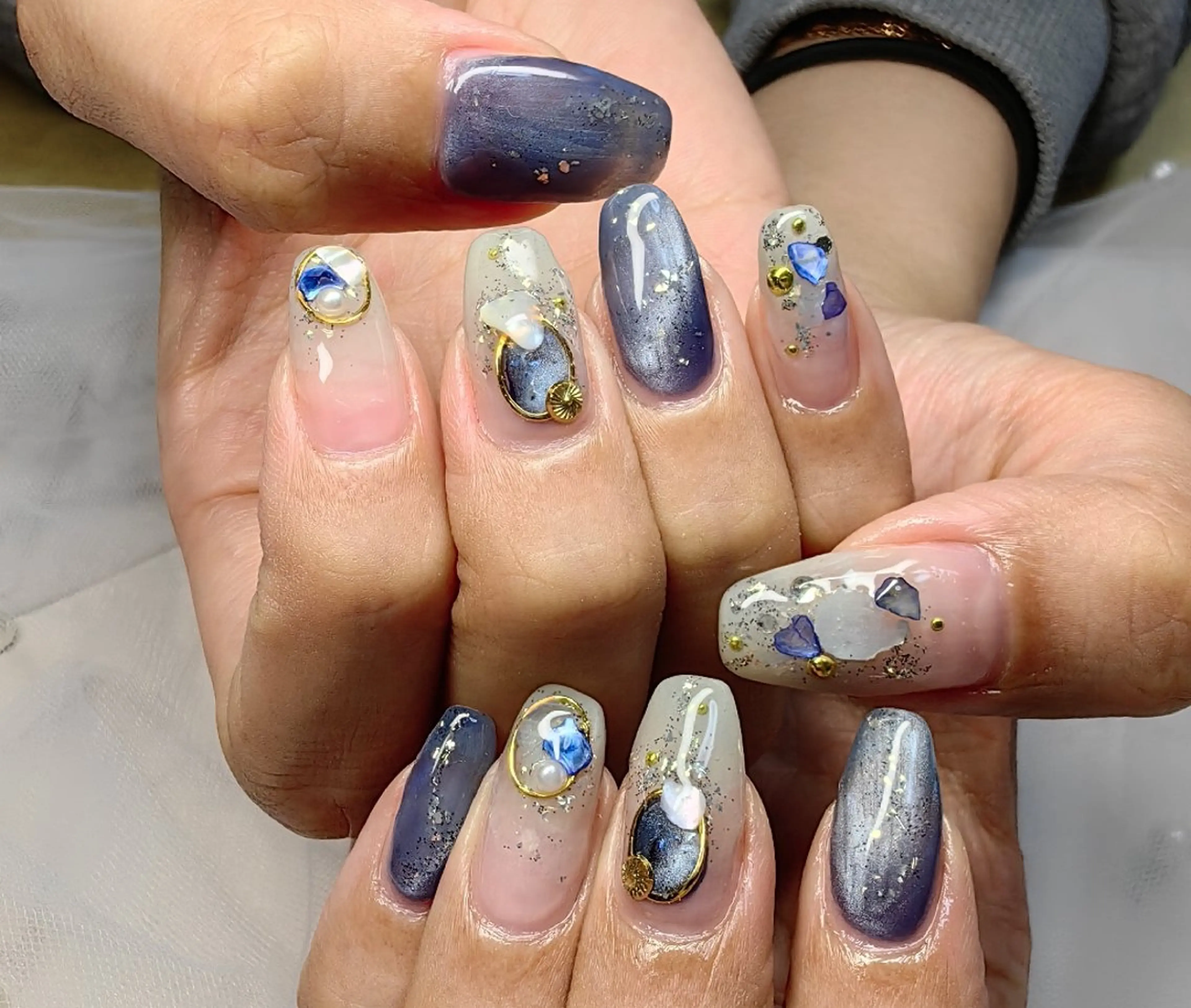 ネイル マグネットネイル ハンドネイル reve あやののネイルデザイン