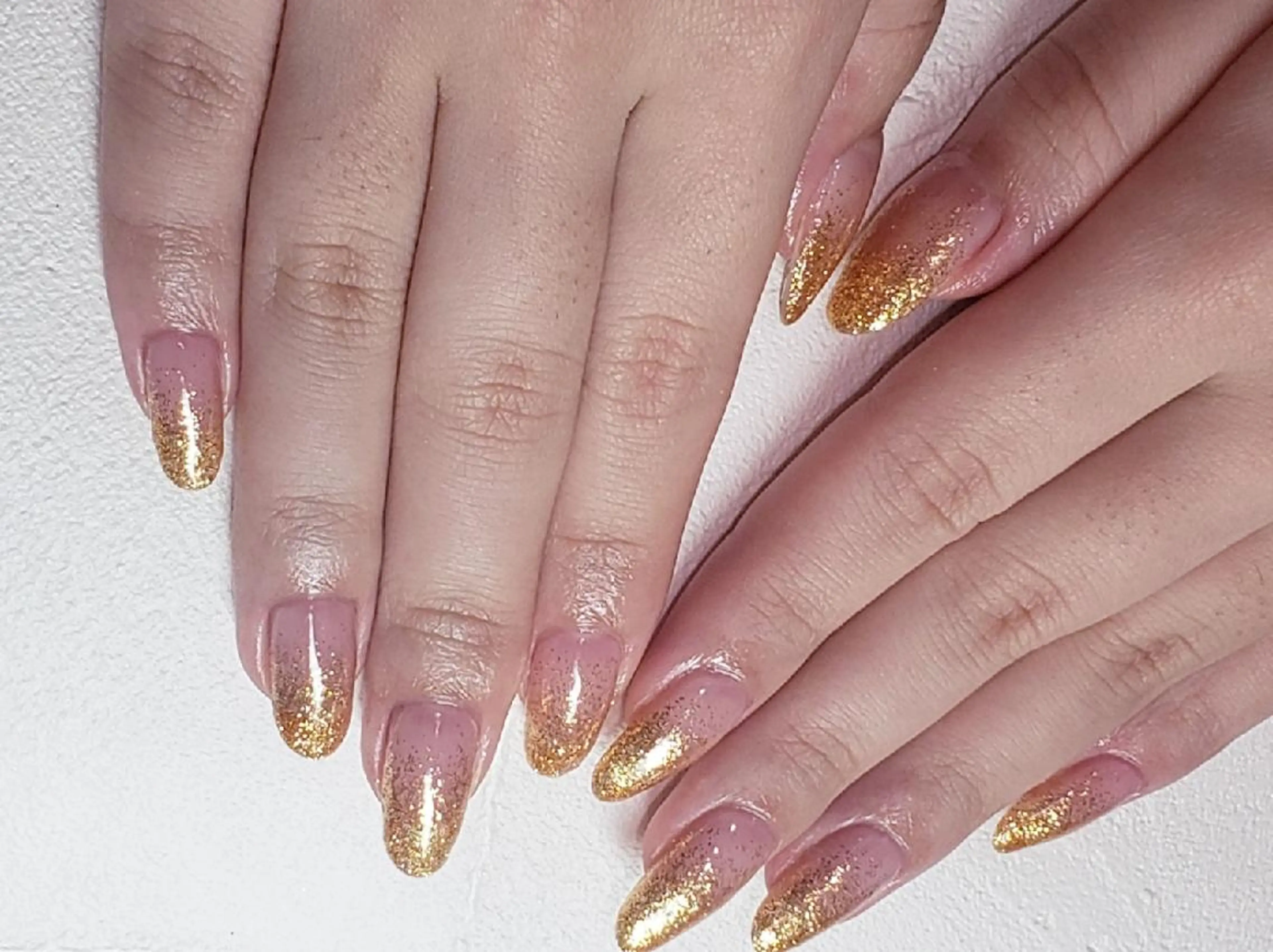 ネイル ゴールド グラデーション ラメ(グリッター) ラメグラデーション ෆ‪‪Udono Maiෆ‪‪のマツエク・マツパデザイン