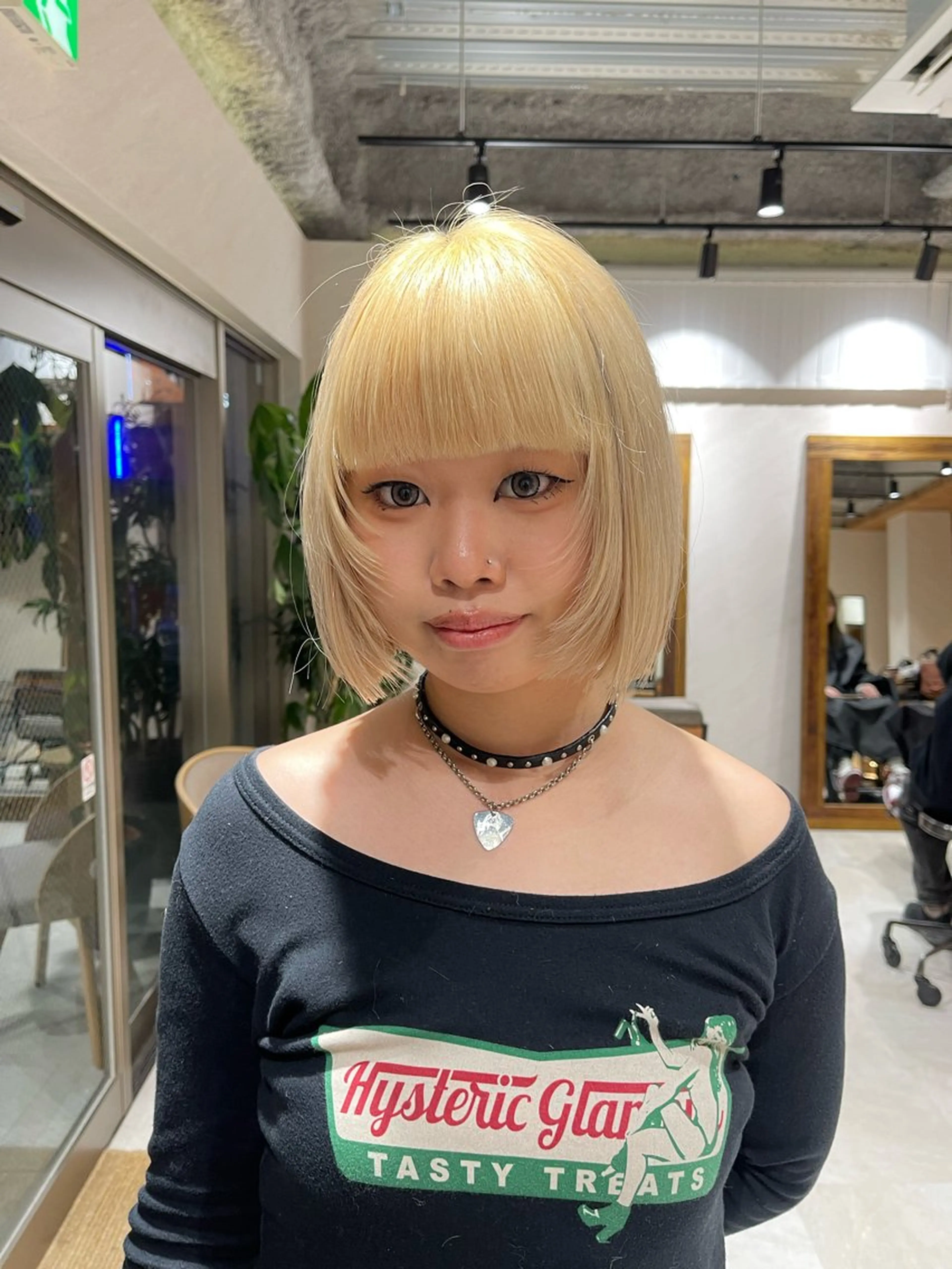 ショート カラー ボブレイヤー ハイトーンカラー ボブ レイヤーカット ヘアカラー トリートメント ヘアセット 🩵ボブ/レイヤー /髪質改善🩵のヘアスタイル