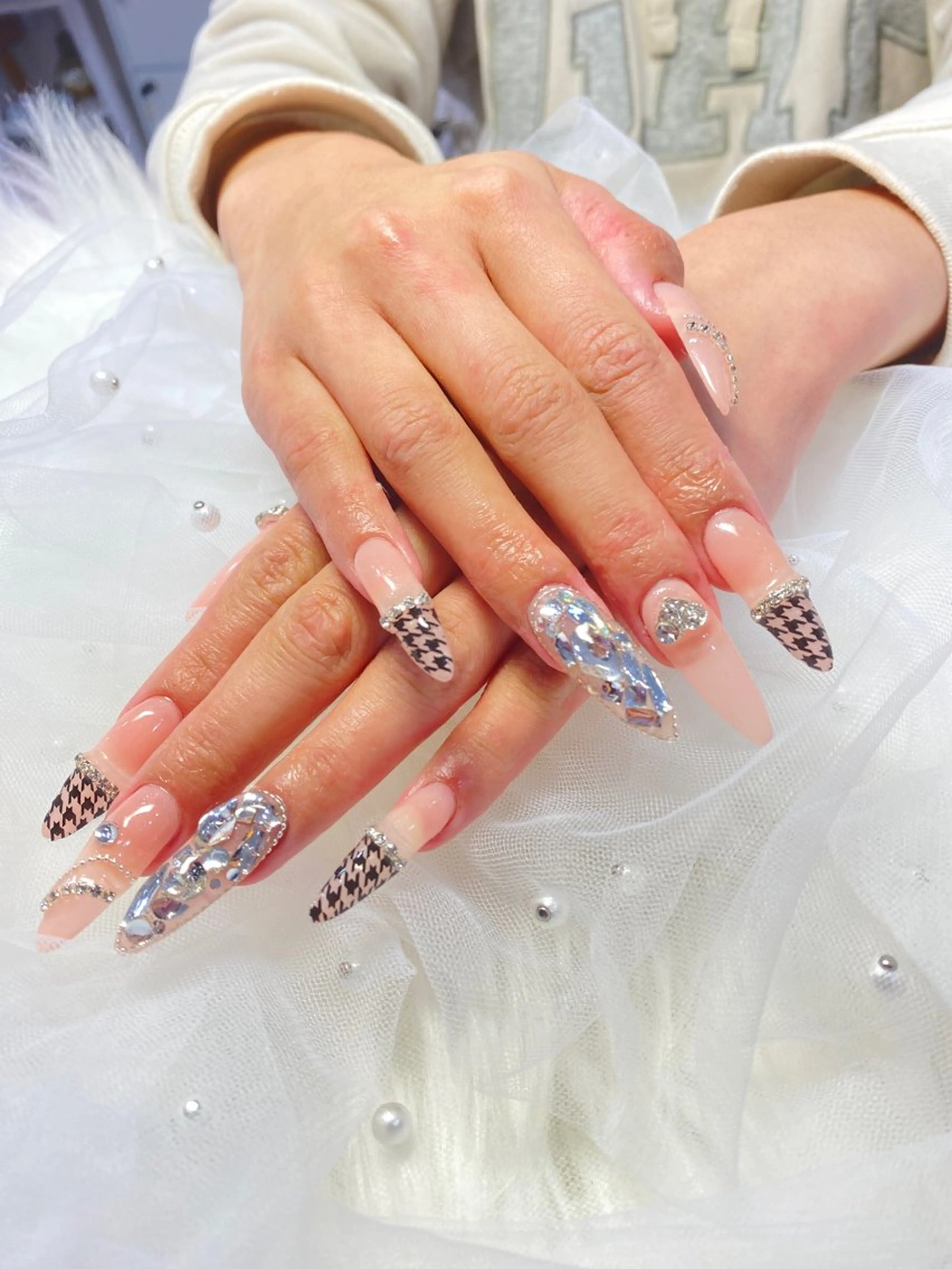 ネイル Sunshine nail salon所属・中原 ゆかのネイルデザイン