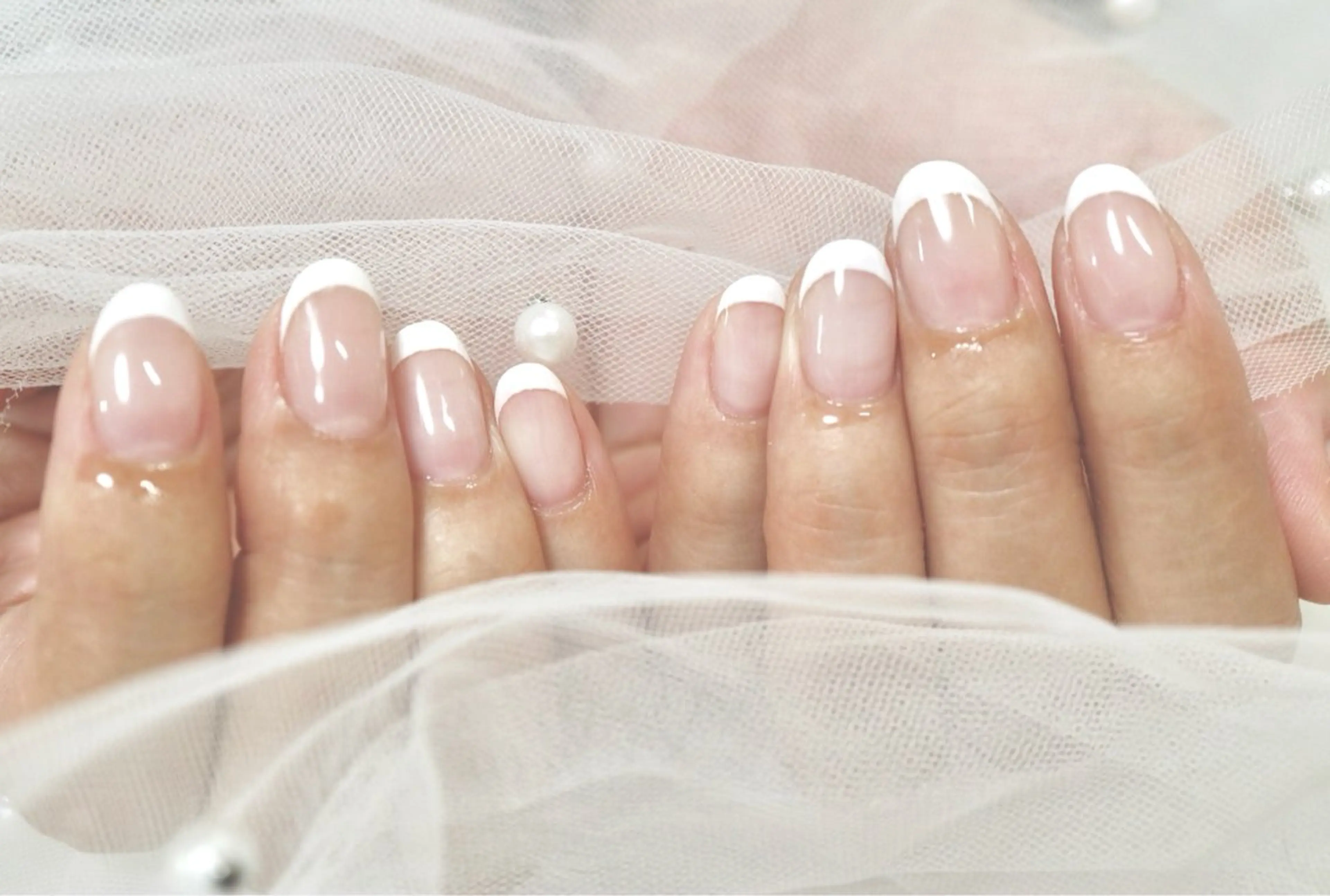 【オフ無し】上品な仕上がり♪フレンチネイル 💎🤍パラジェル変更可の写真