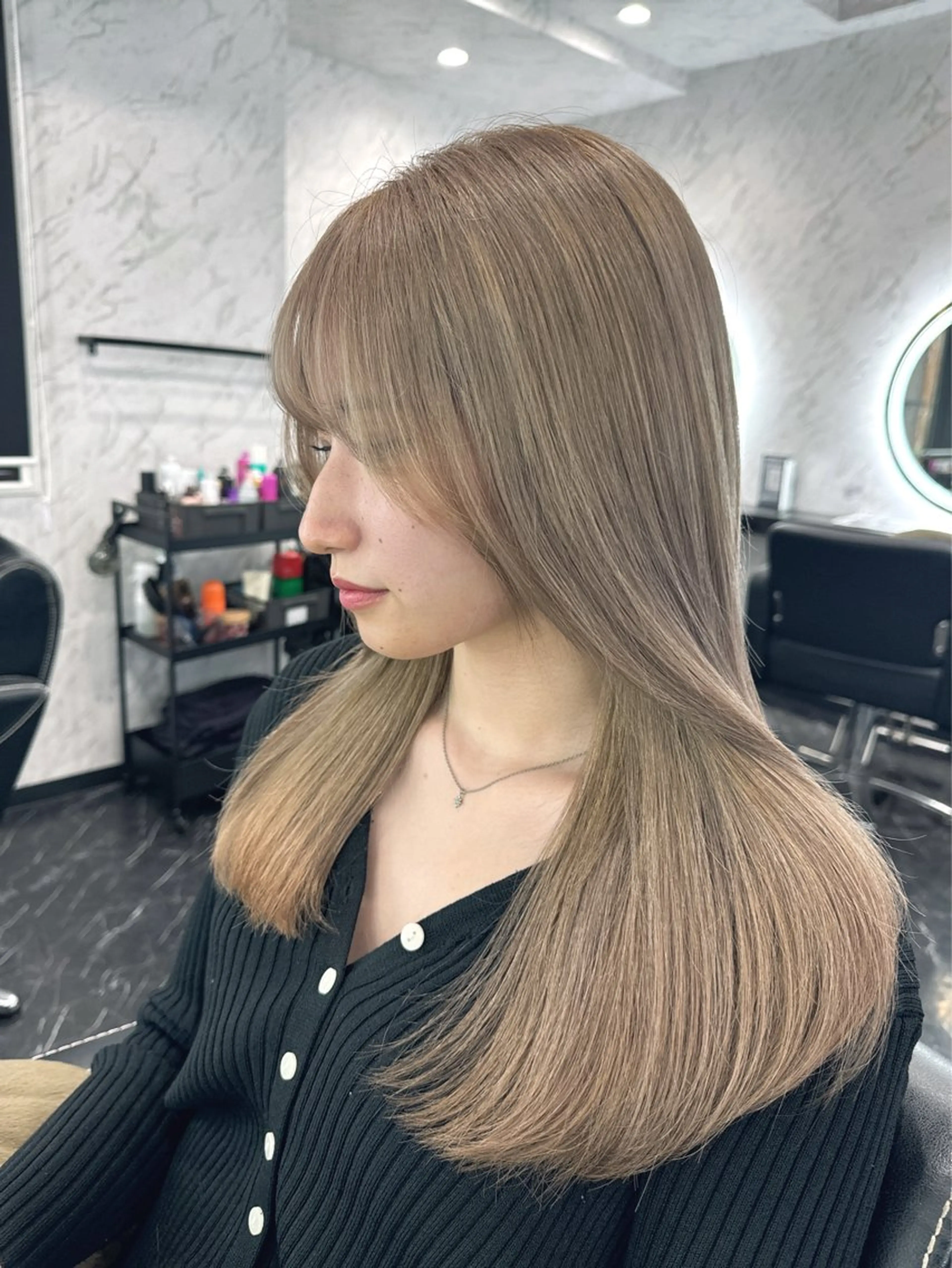 カラー LOHAS 優来（ユラ）のヘアスタイル