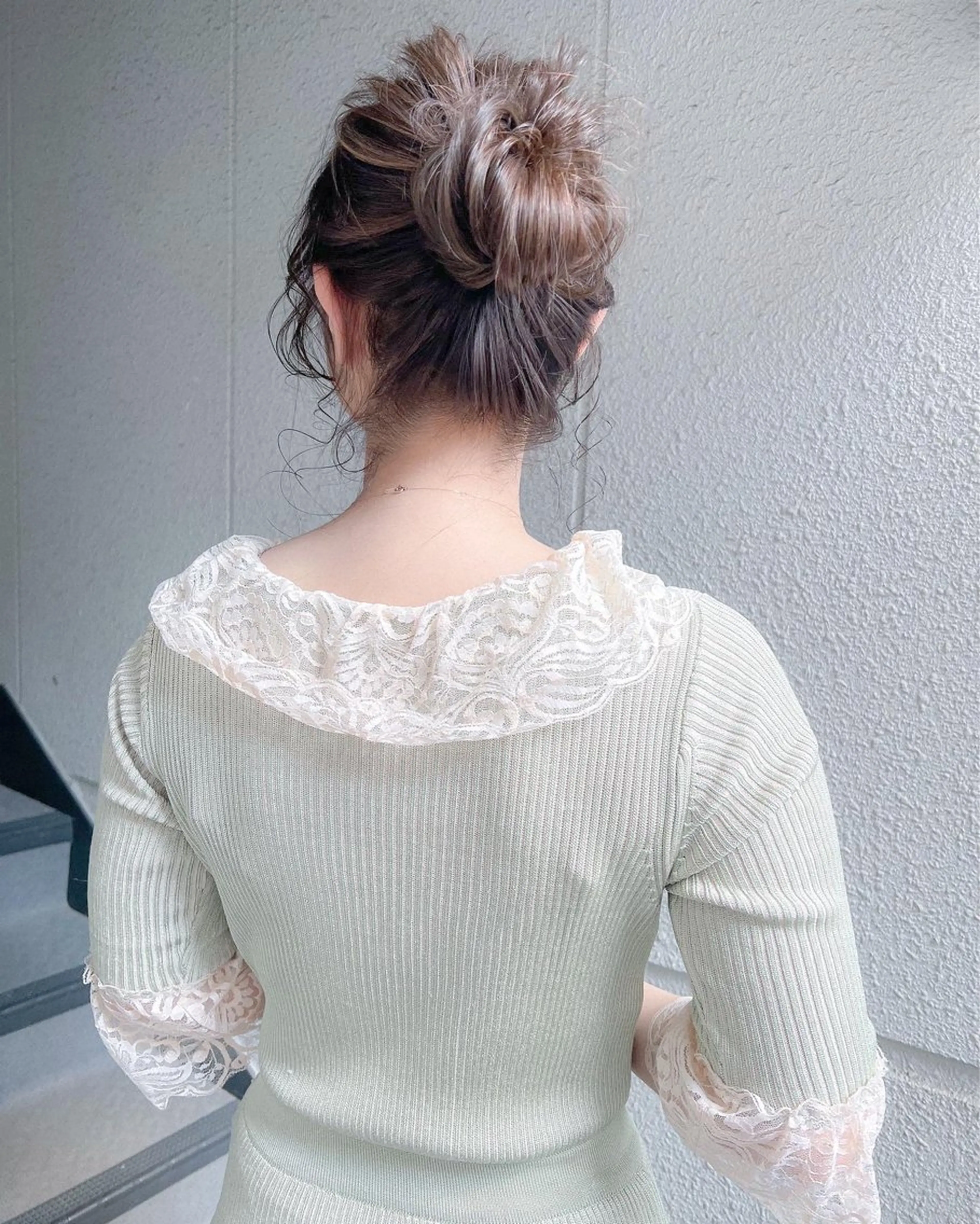 セミロング カラー ヘアアレンジ ベージュカラー オリーブベージュ カラーパティシエ facce🌼ikoのヘアスタイル