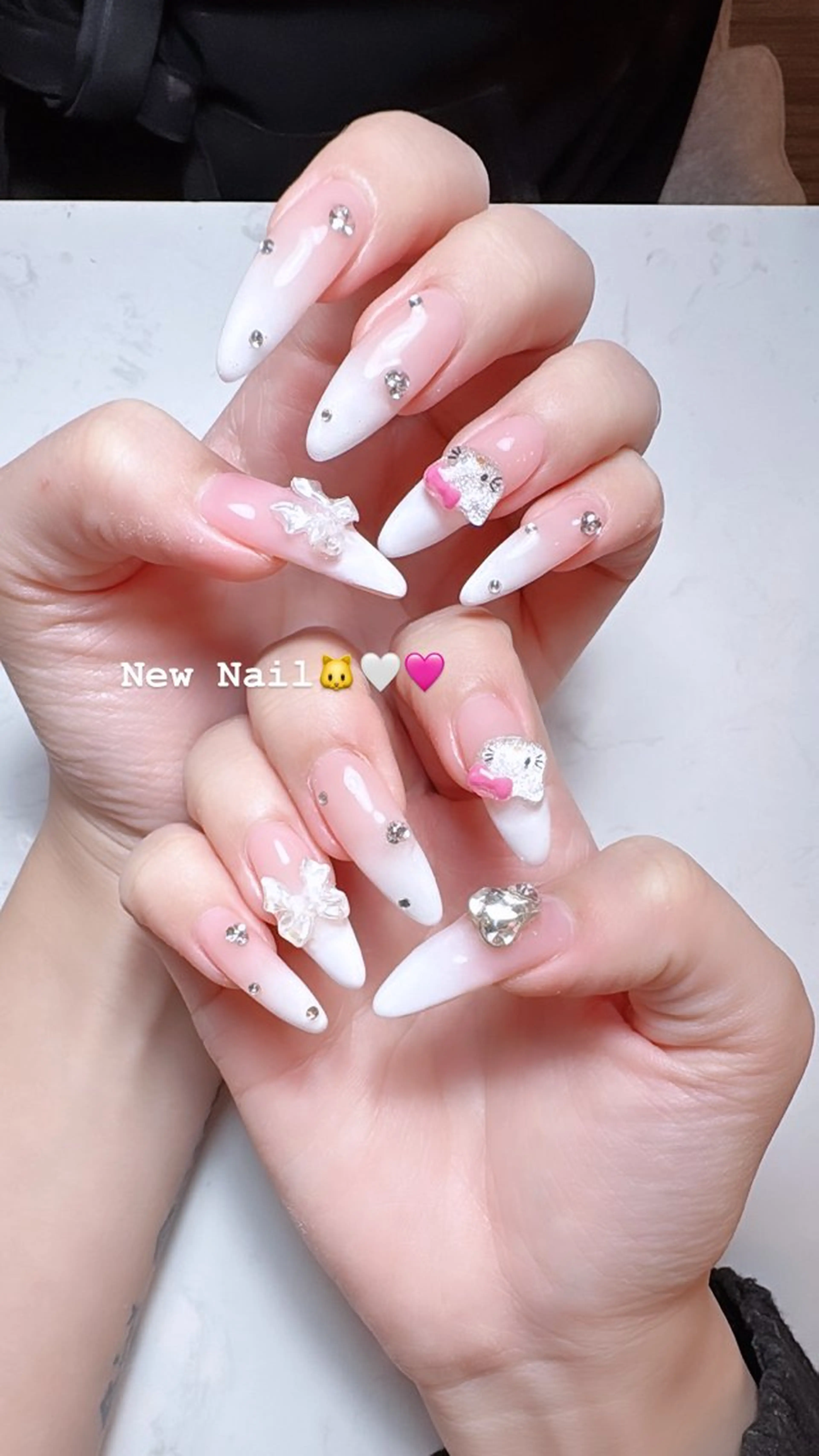 ネイル ハンドネイル D.d Nail Moeのネイルデザイン