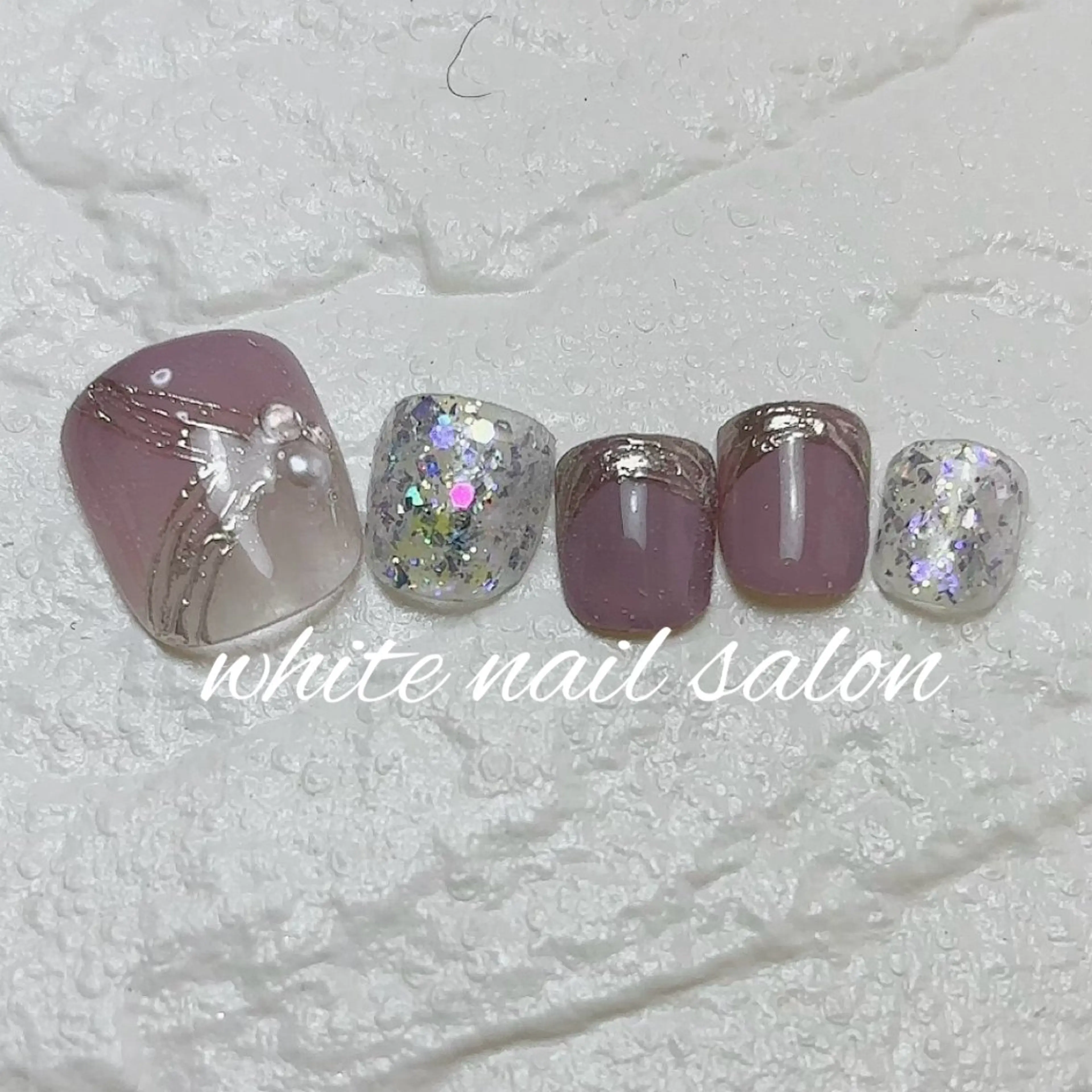 ネイル ホワイト フットネイル white nail salonのネイルデザイン