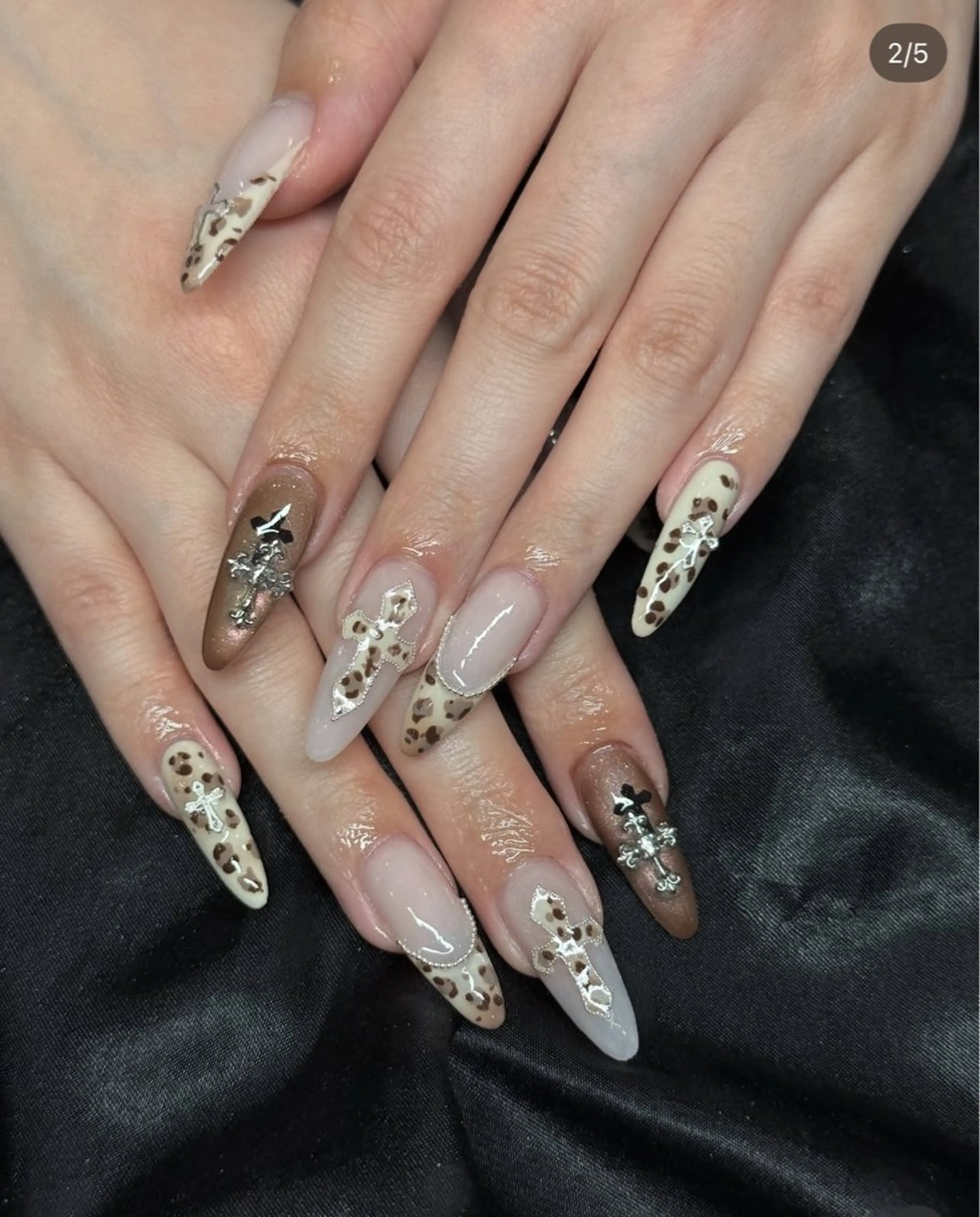 ネイル アニマル柄 オーロラネイル チークネイル フラッシュネイル ジェルネイル ハンドネイル Hina 池袋 長だしチップ専門店のネイルデザイン