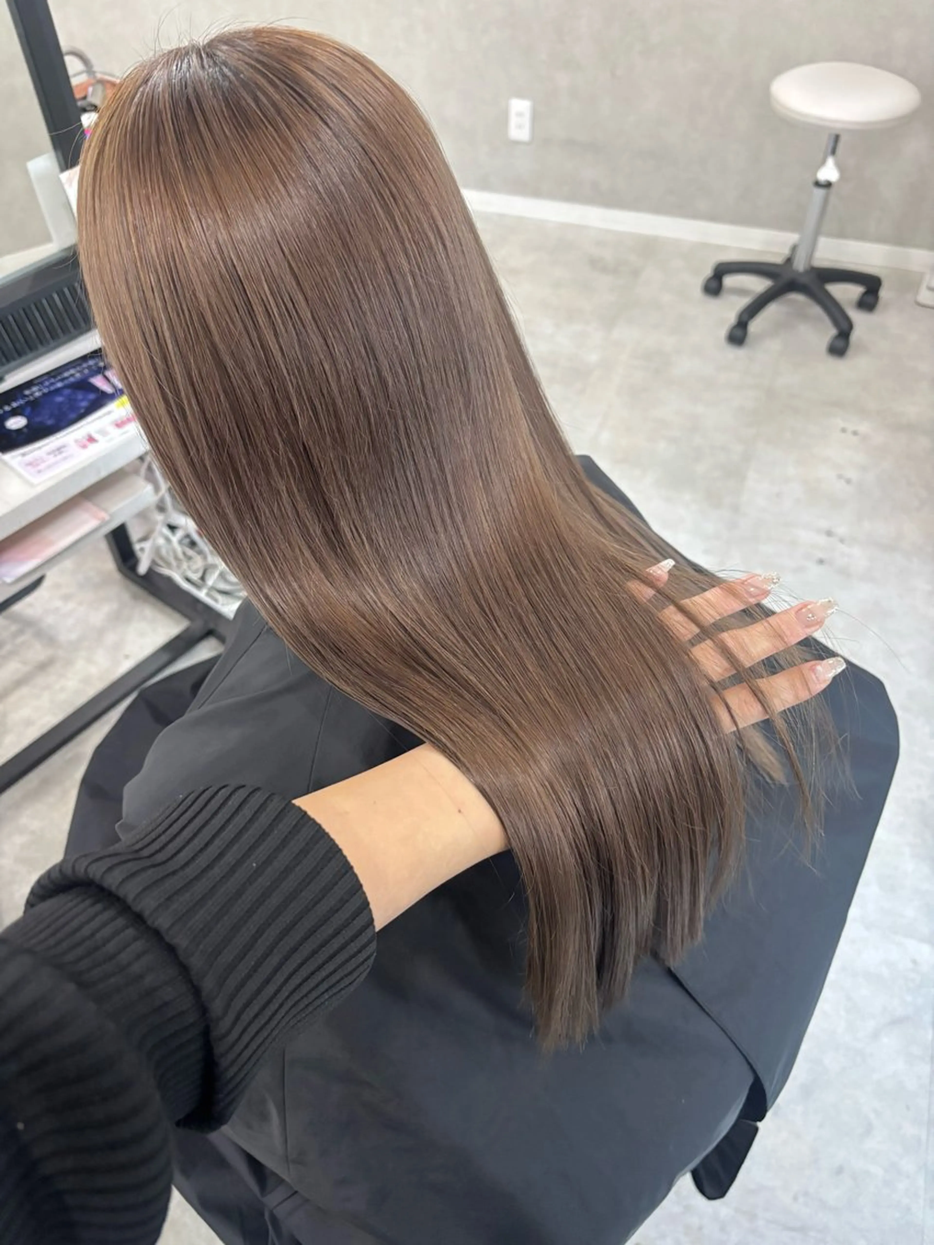 ロング カット ヘアカラー トリートメント Megu/ベージュ/ 透明感カラーのヘアスタイル