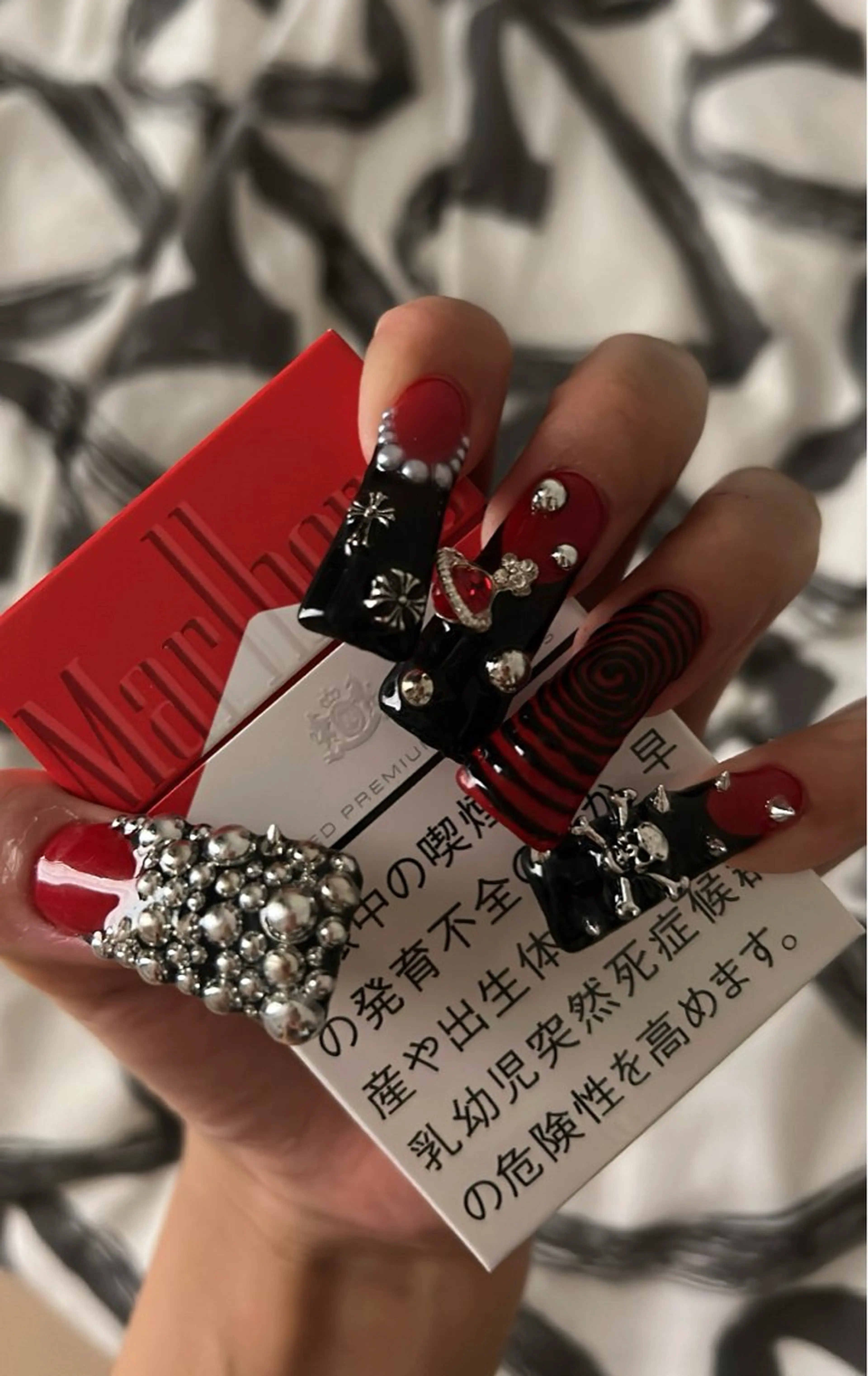 ネイル ハンドネイル NAIL ROOM COZMIC SISTA所属・Ronny ロニ 森ノ宮❤のネイルデザイン