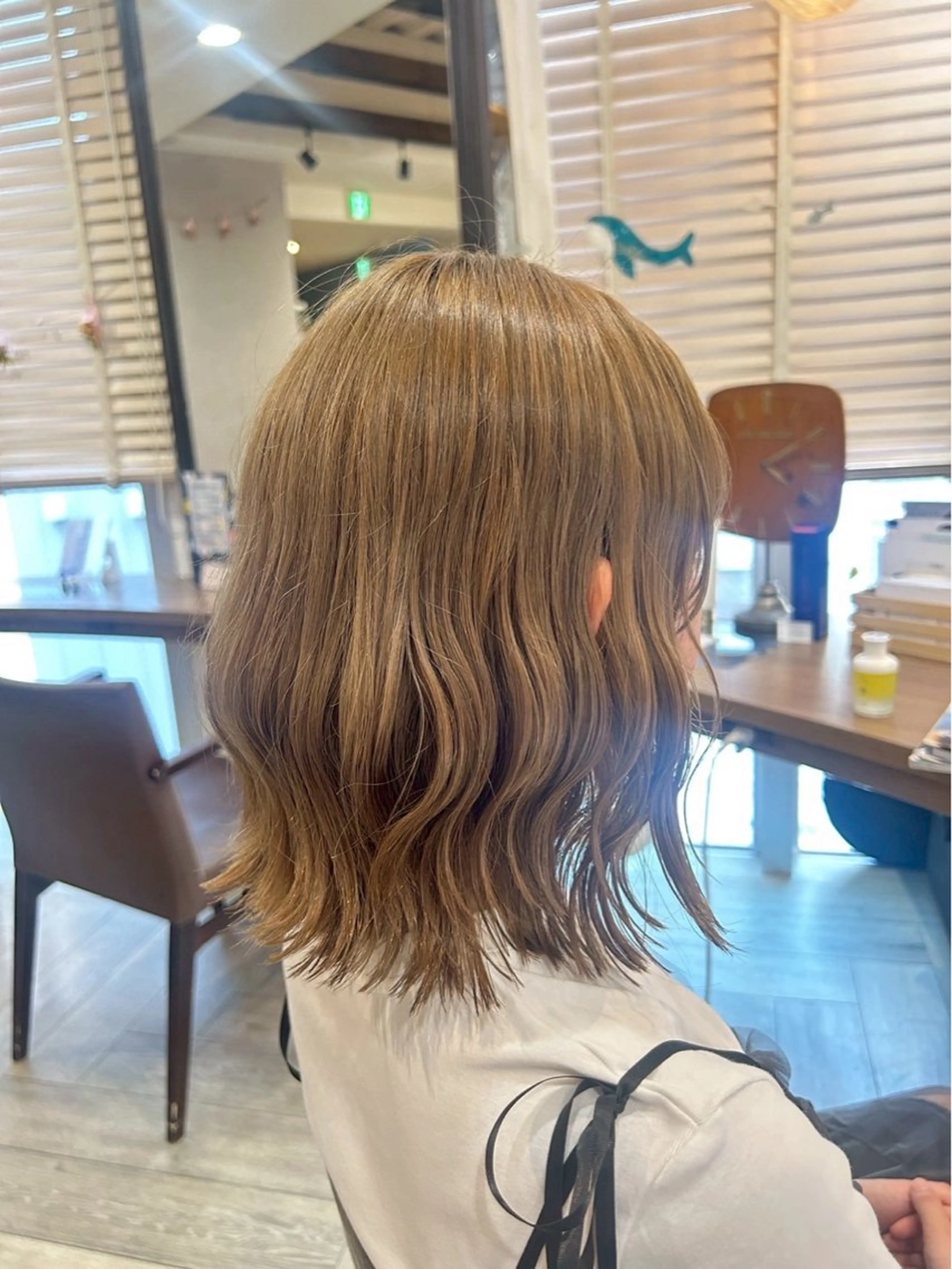 ミディアム 木場 麗咲のヘアスタイル