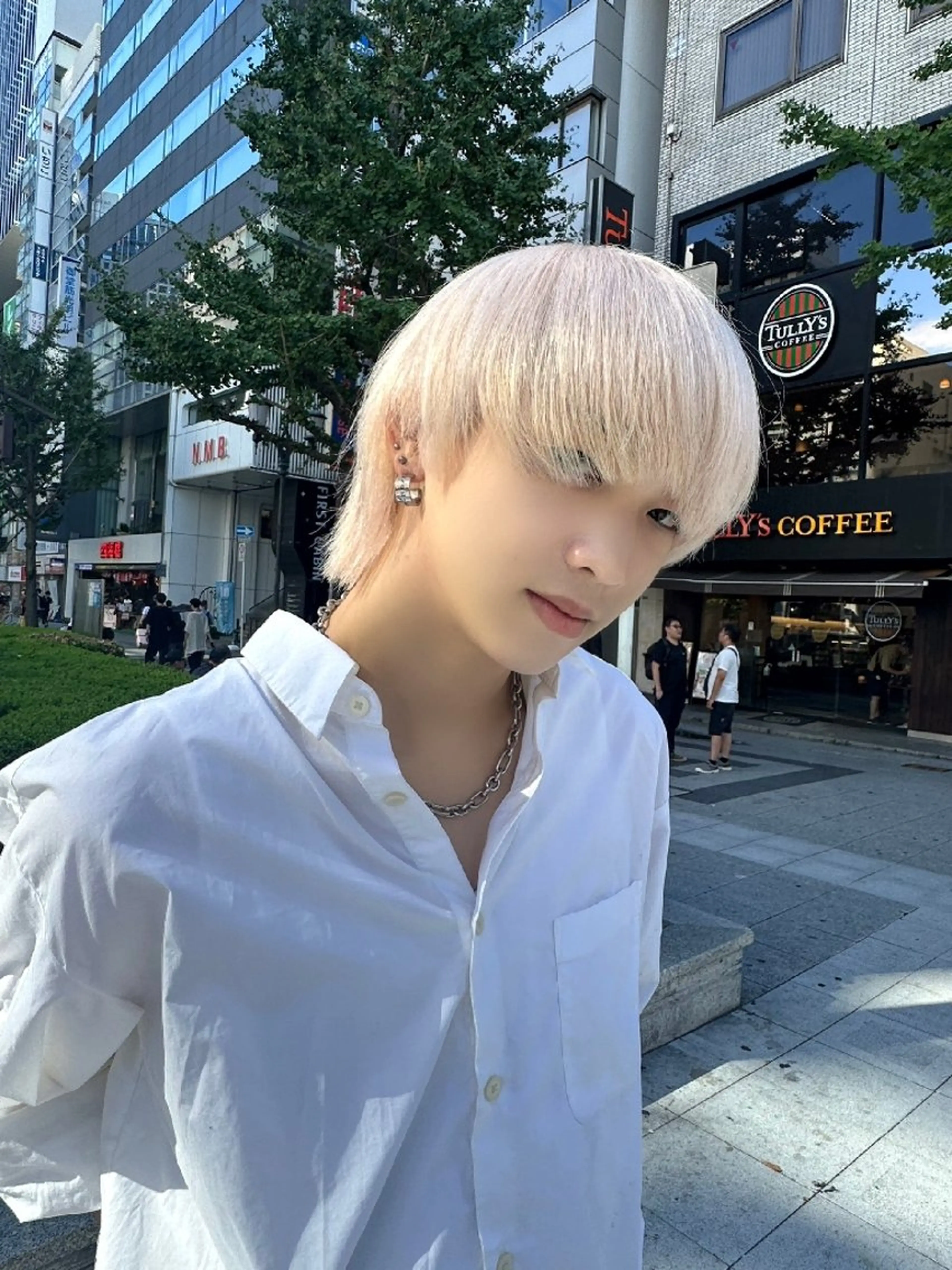 カラー ブリーチ LYLICK所属・ケアブリーチ特化 same 🦈のヘアスタイル