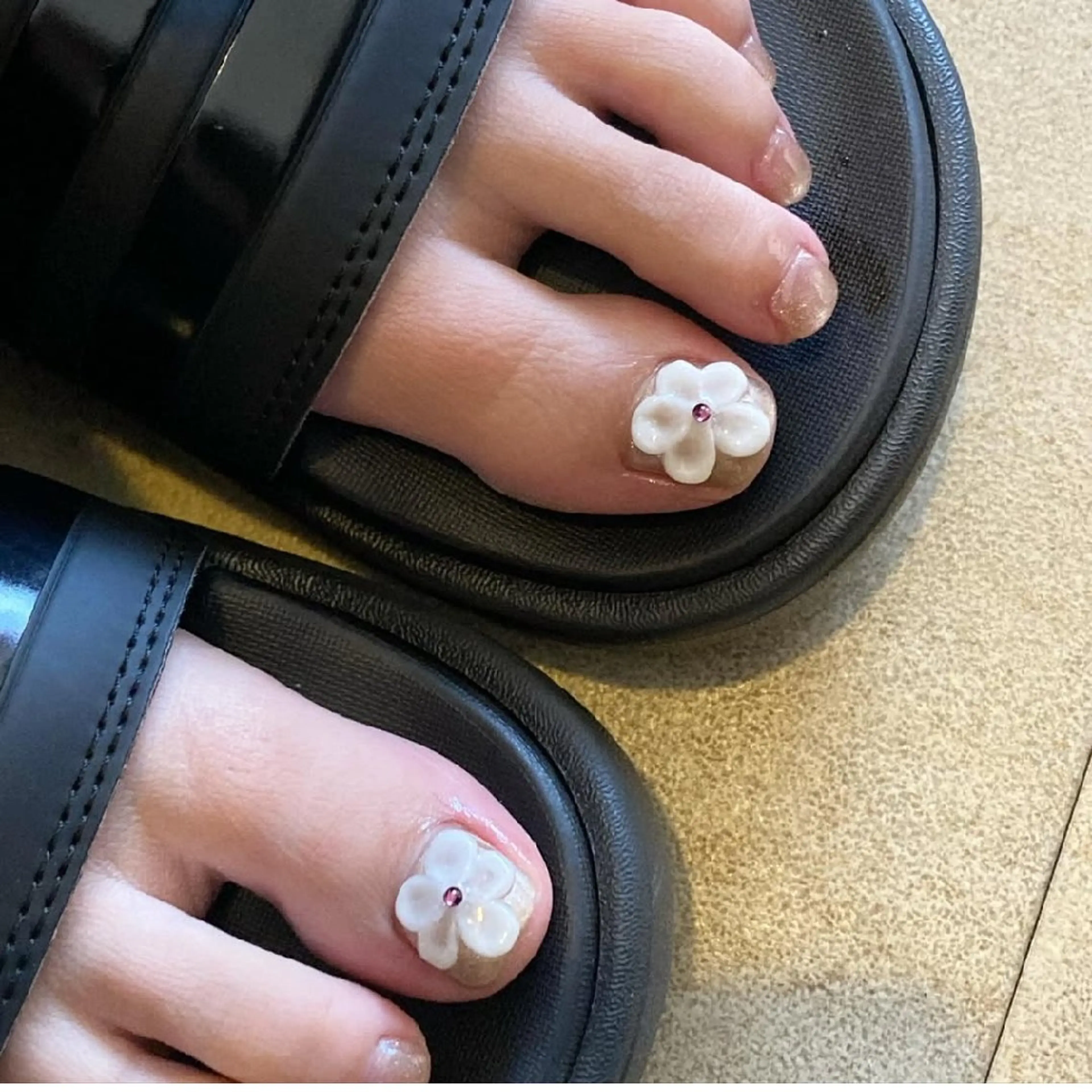 ネイル フットネイル kii nailsのネイルデザイン