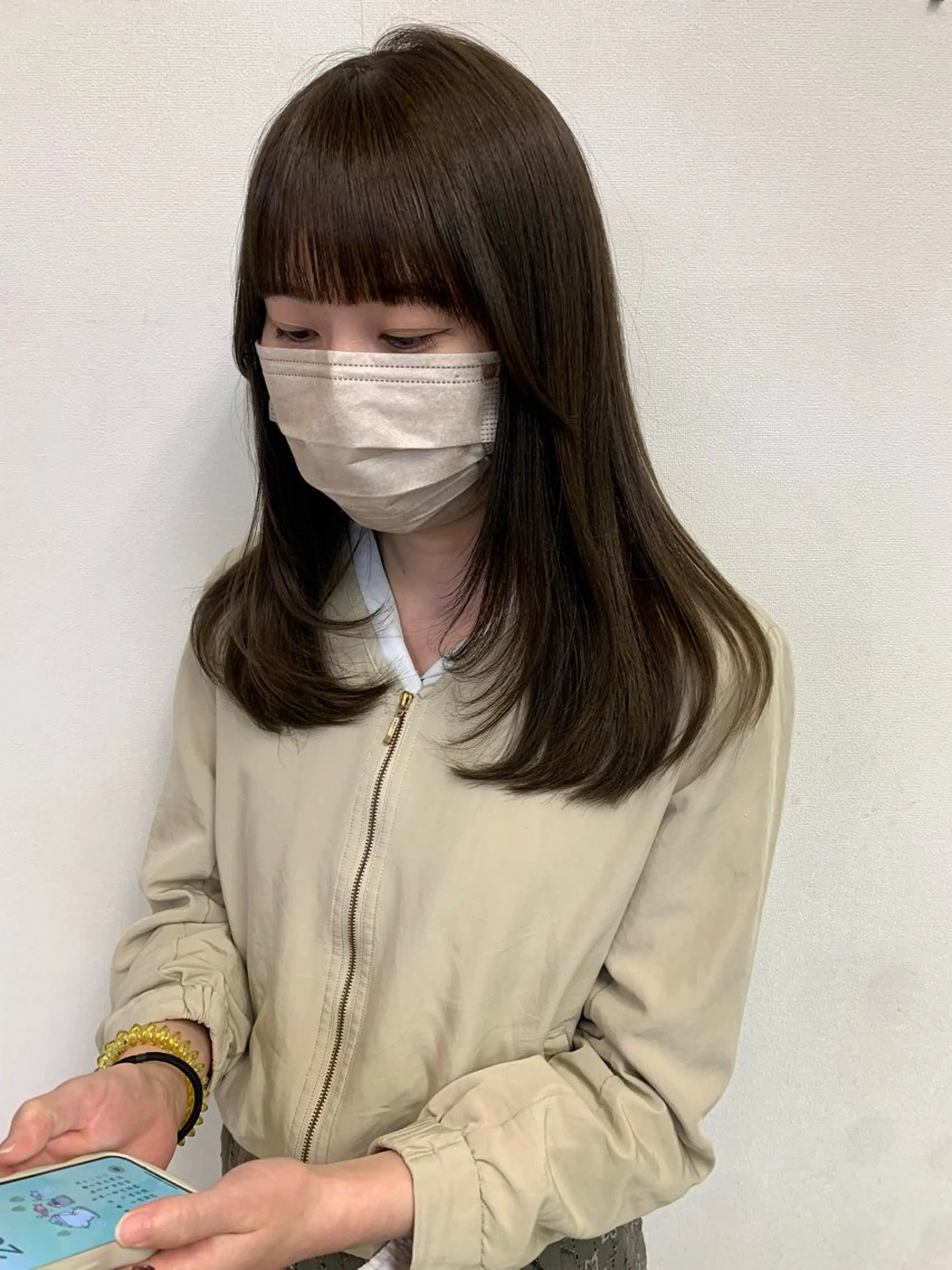 セミロング LOREN＋透明感 オリーブhirokoのヘアスタイル