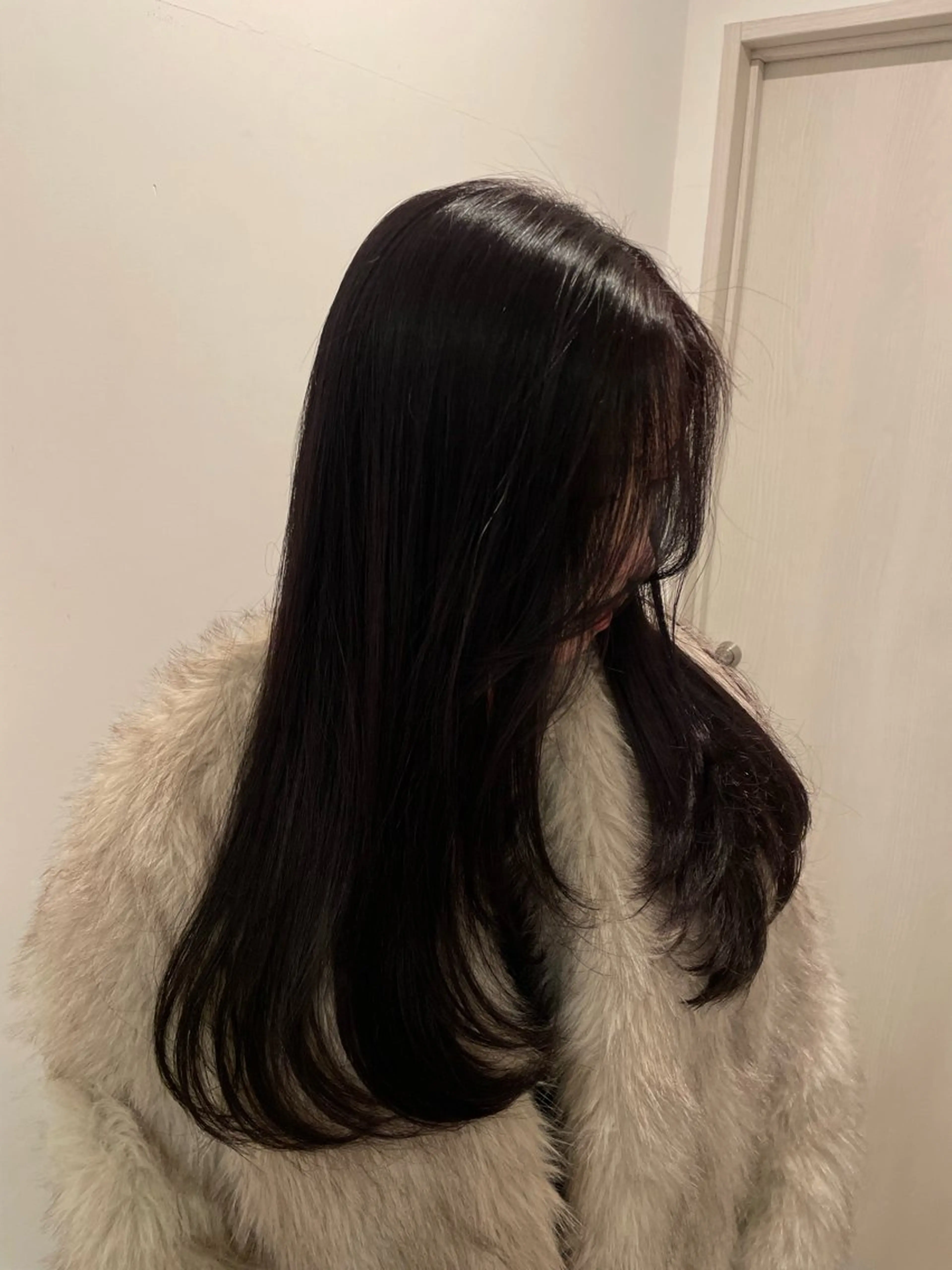 ロング 顔周りカット レイヤーカット 安田 朱由のヘアスタイル