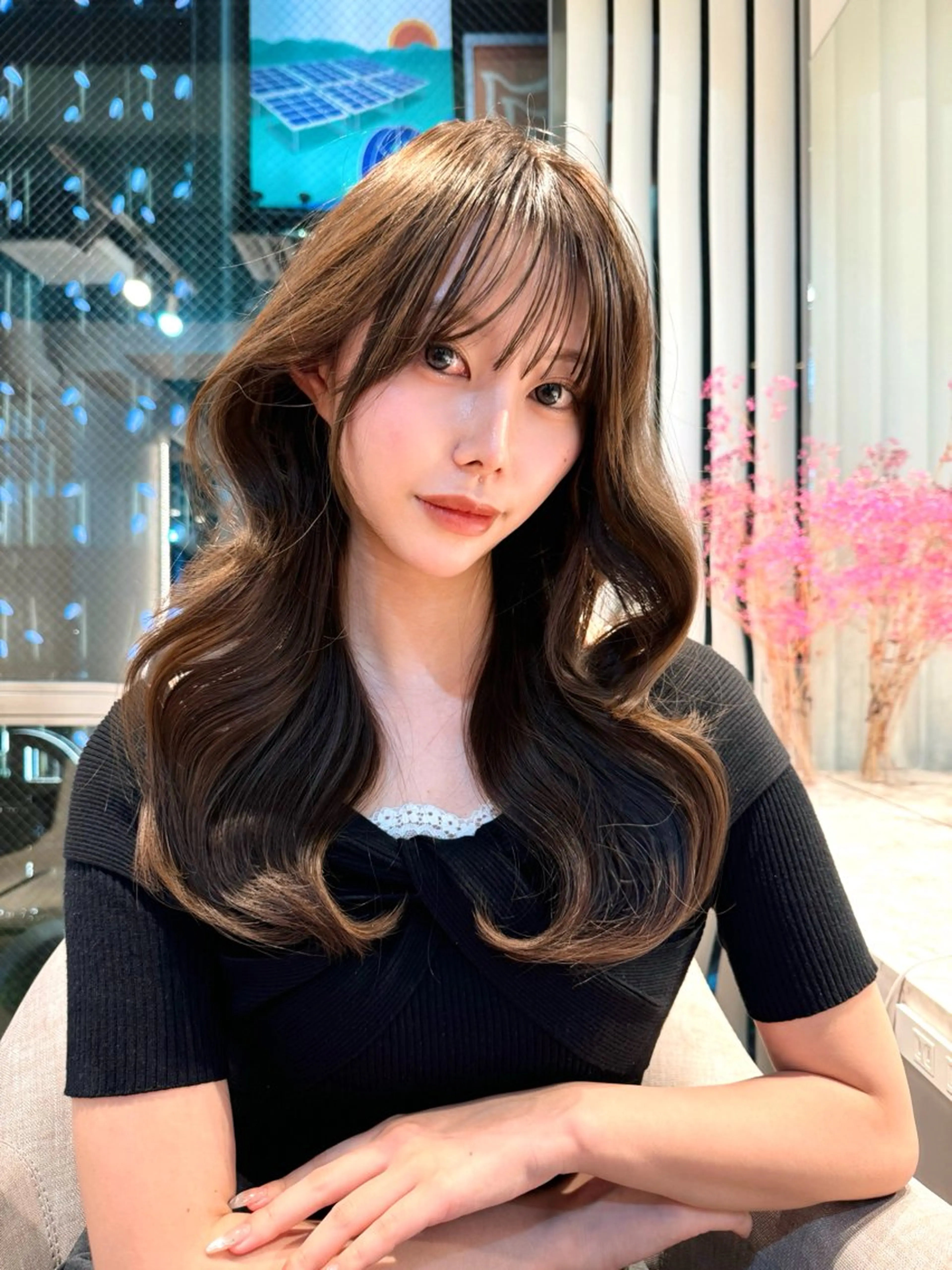 ロング カット ヘアカラー トリートメント ハイレイヤー/顔周り /レイヤーカットのヘアスタイル