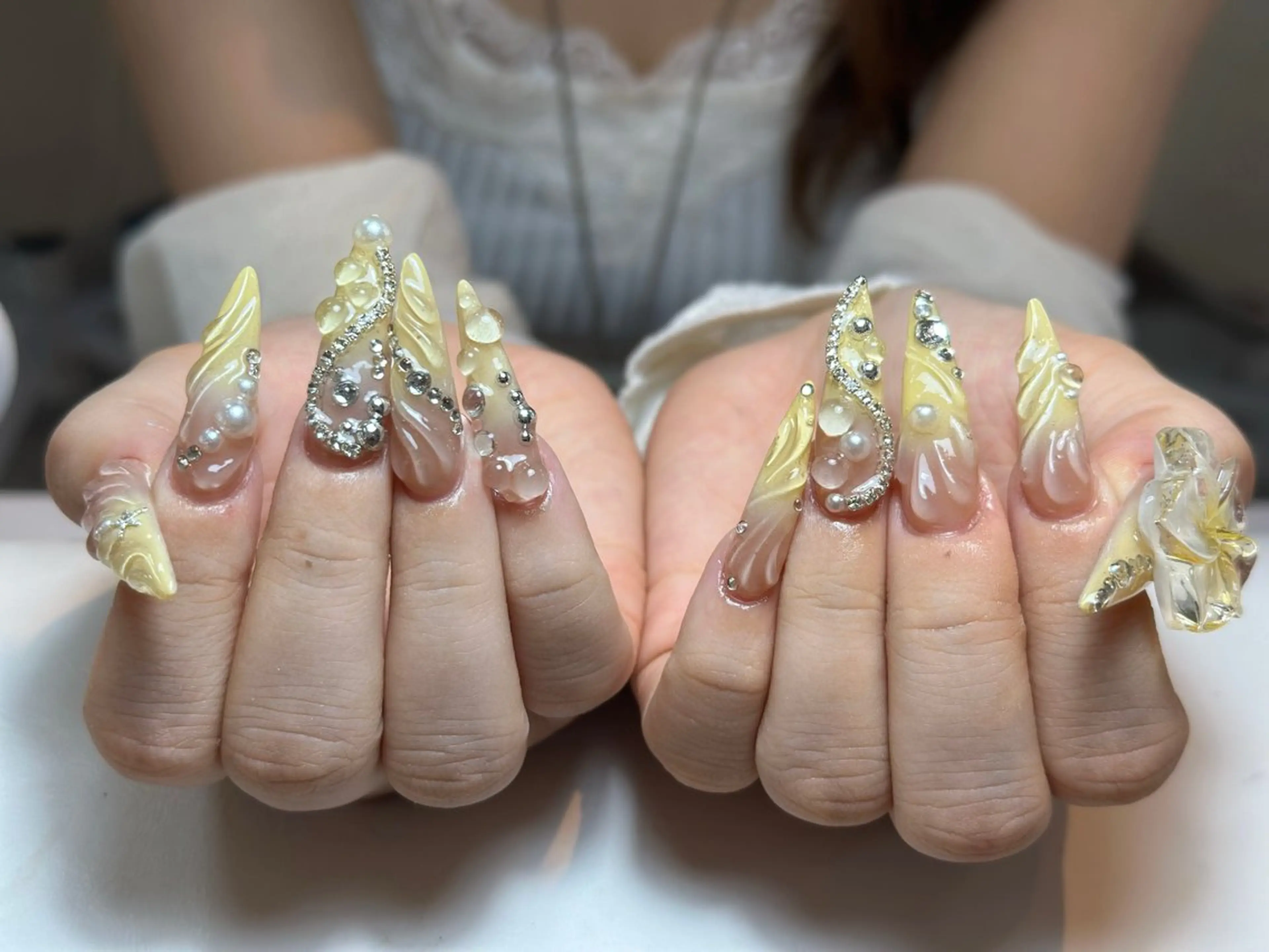 ネイル アートネイル 成人式 ジェルネイル ニュアンスネイル 夏ネイル ハンドネイル Nienail_ Luxeのネイルデザイン