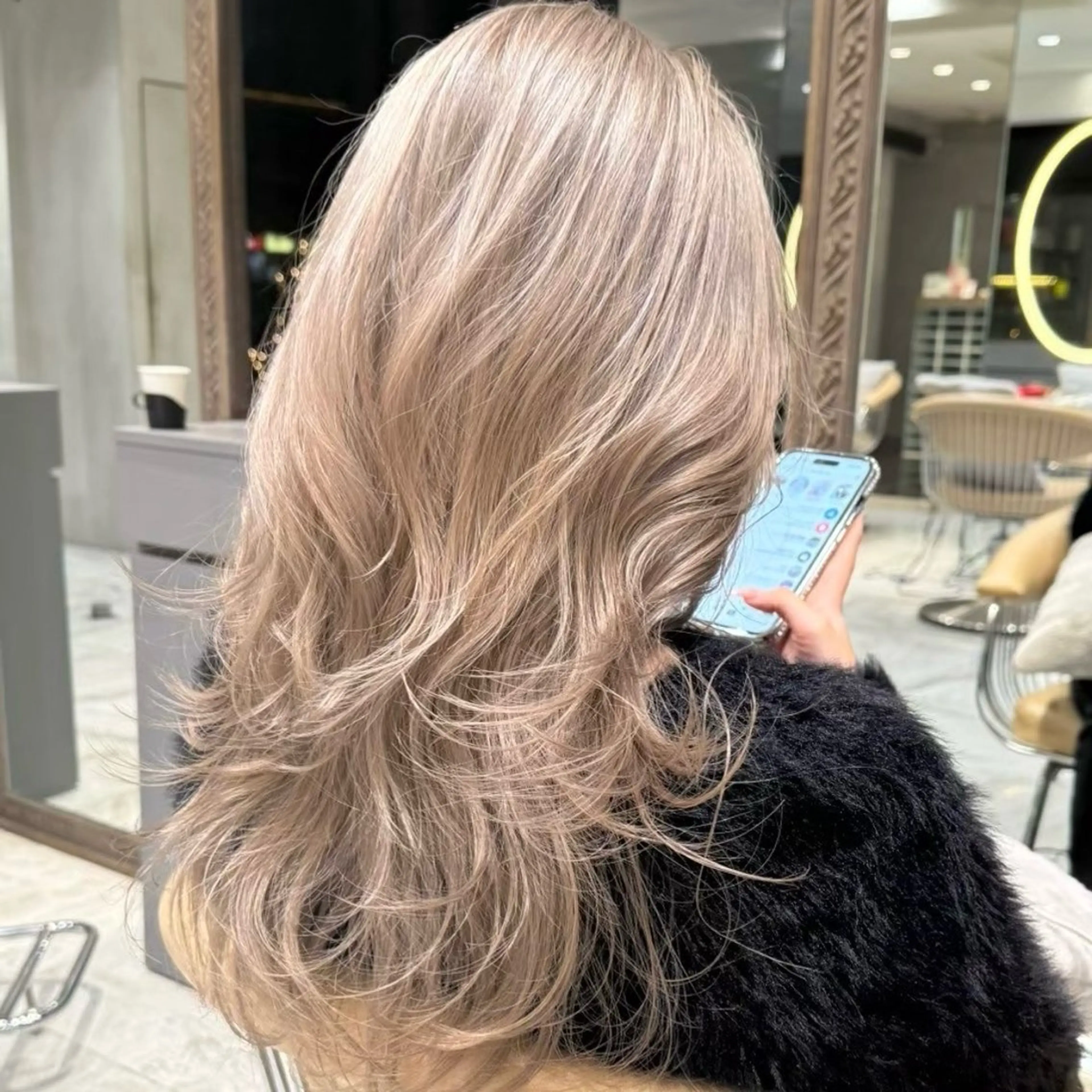 リタッチ➕カラー➕最高峰トリートメント￥10000の写真