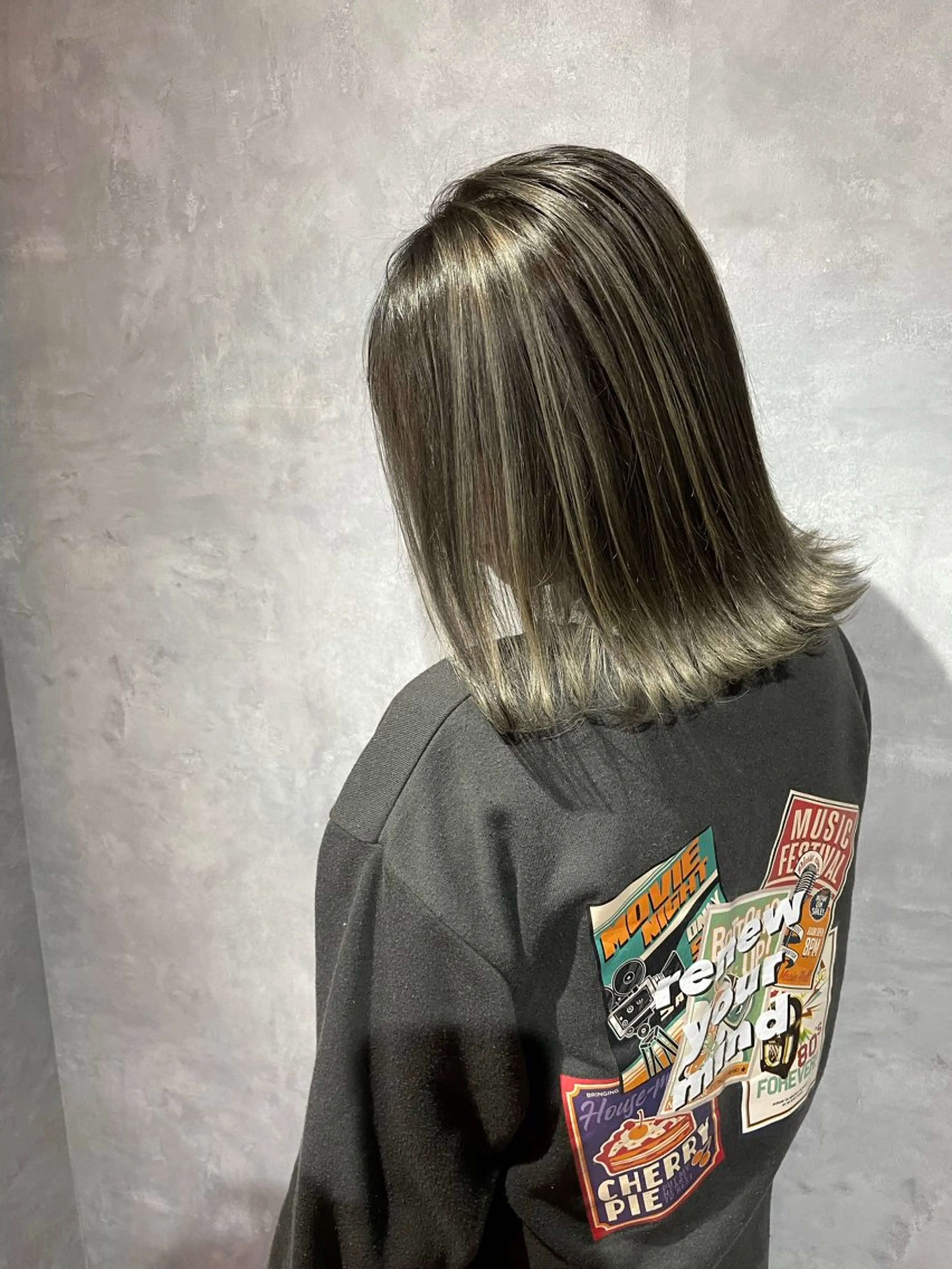 ミディアム ミディアムパーマ ミストバング ハイライト 髪質改善 ヨシンモリ HAIR SMILE COEURのヘアスタイル