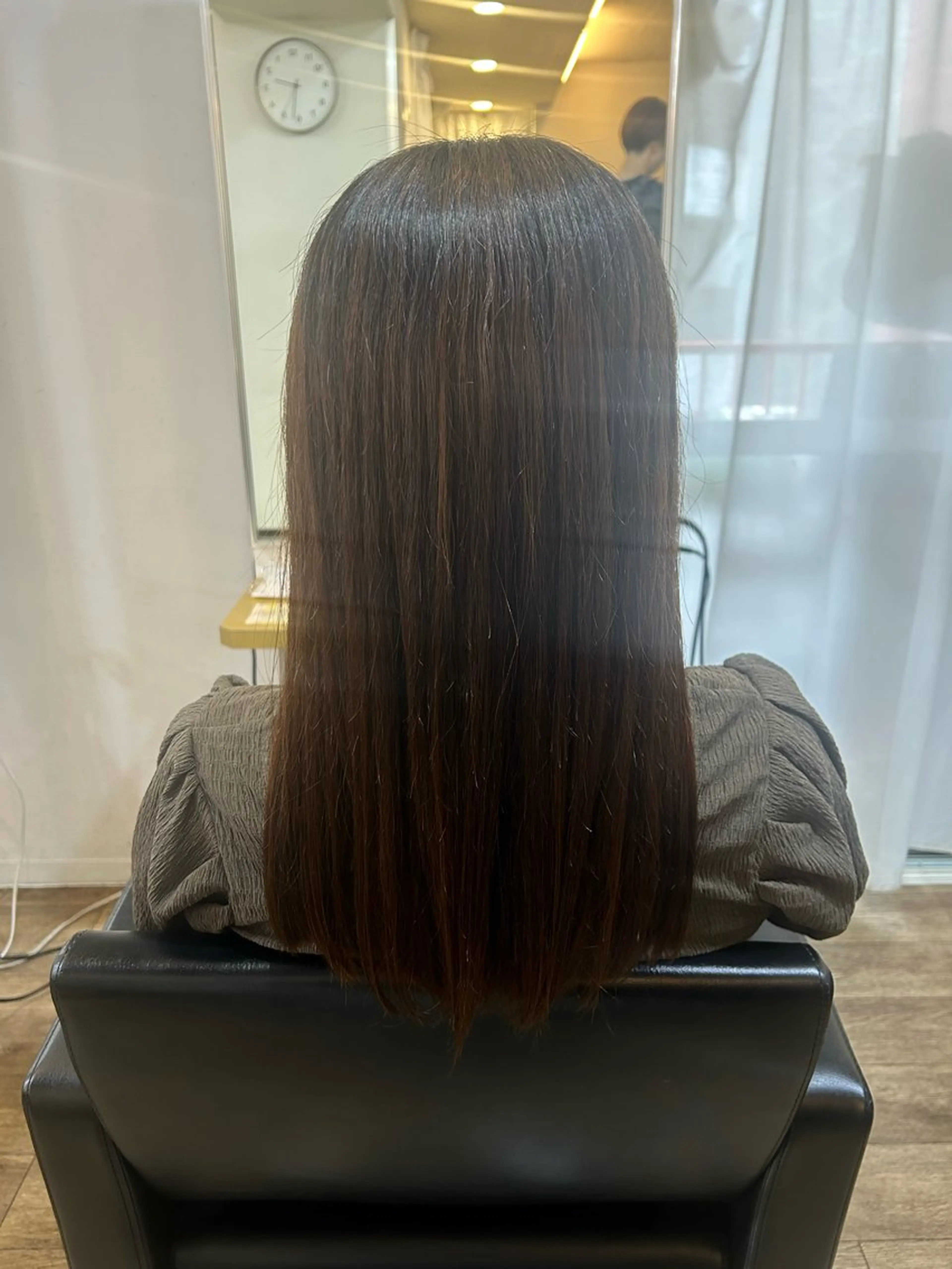 セミロング ボブ くびれヘア 顔周りカット 韓国風ヘア レイヤーカット ブリーチなしベージュ /ヘアセット/ミユのヘアスタイル