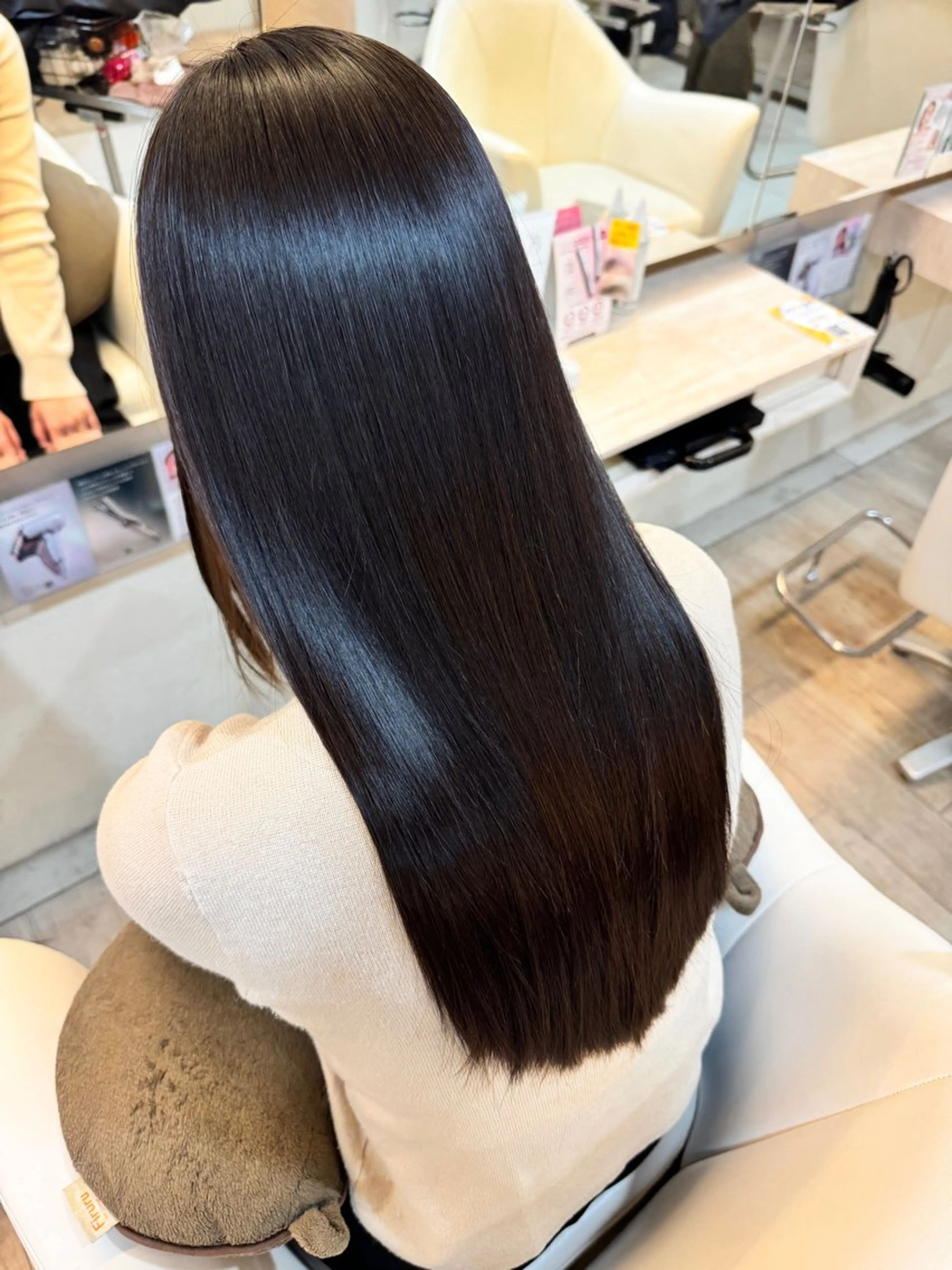 ロング カット 縮毛矯正 トリートメント 💎髪質改善💎艶髪 💎ブリーチ💎津村のヘアスタイル