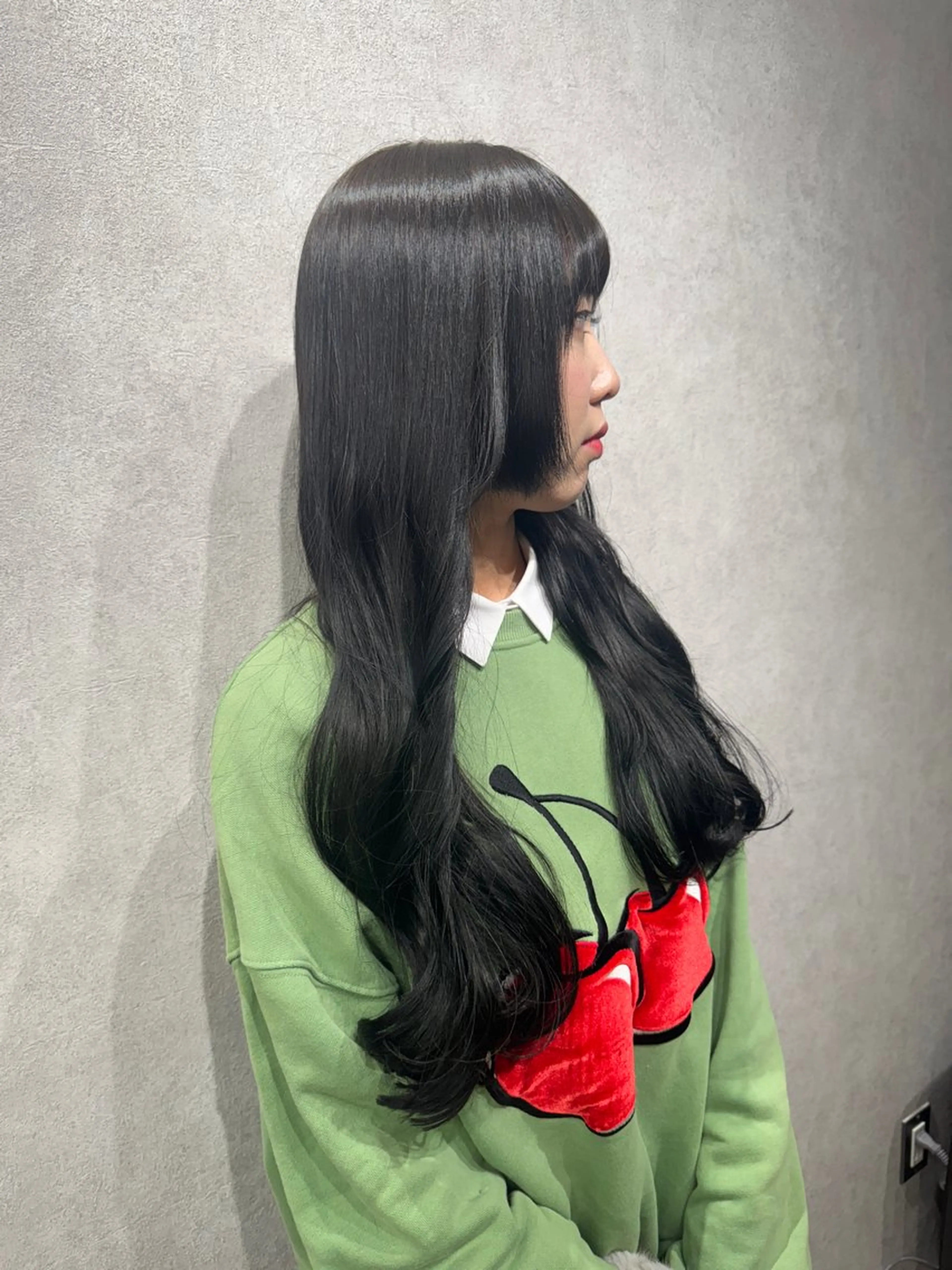 ロング カラー ハイトーン/レイヤー /艶カラー🎀のヘアスタイル