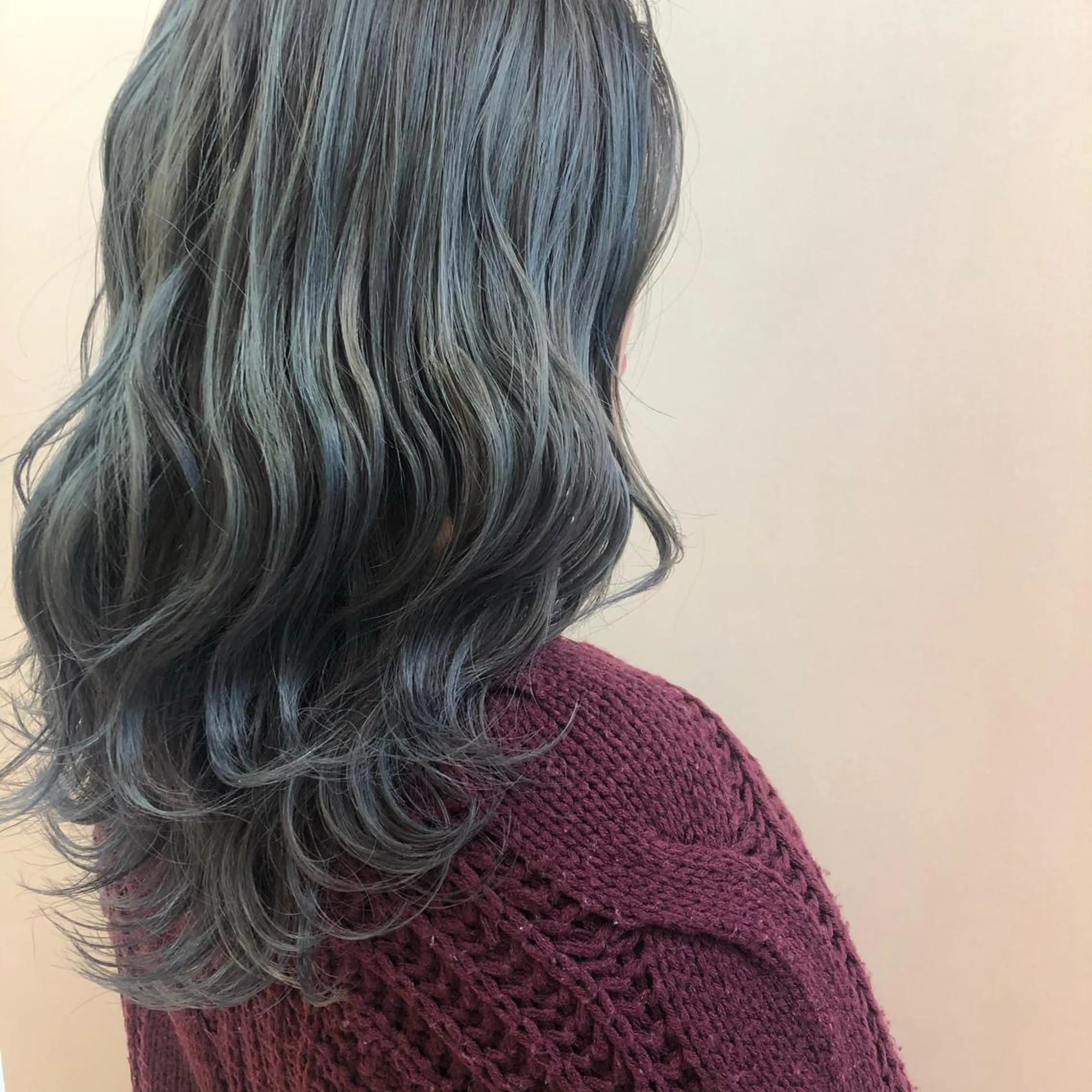 ロング カラー ハイライトカラー ハイライト ベージュ/インナー カラー🤍Rieのヘアスタイル