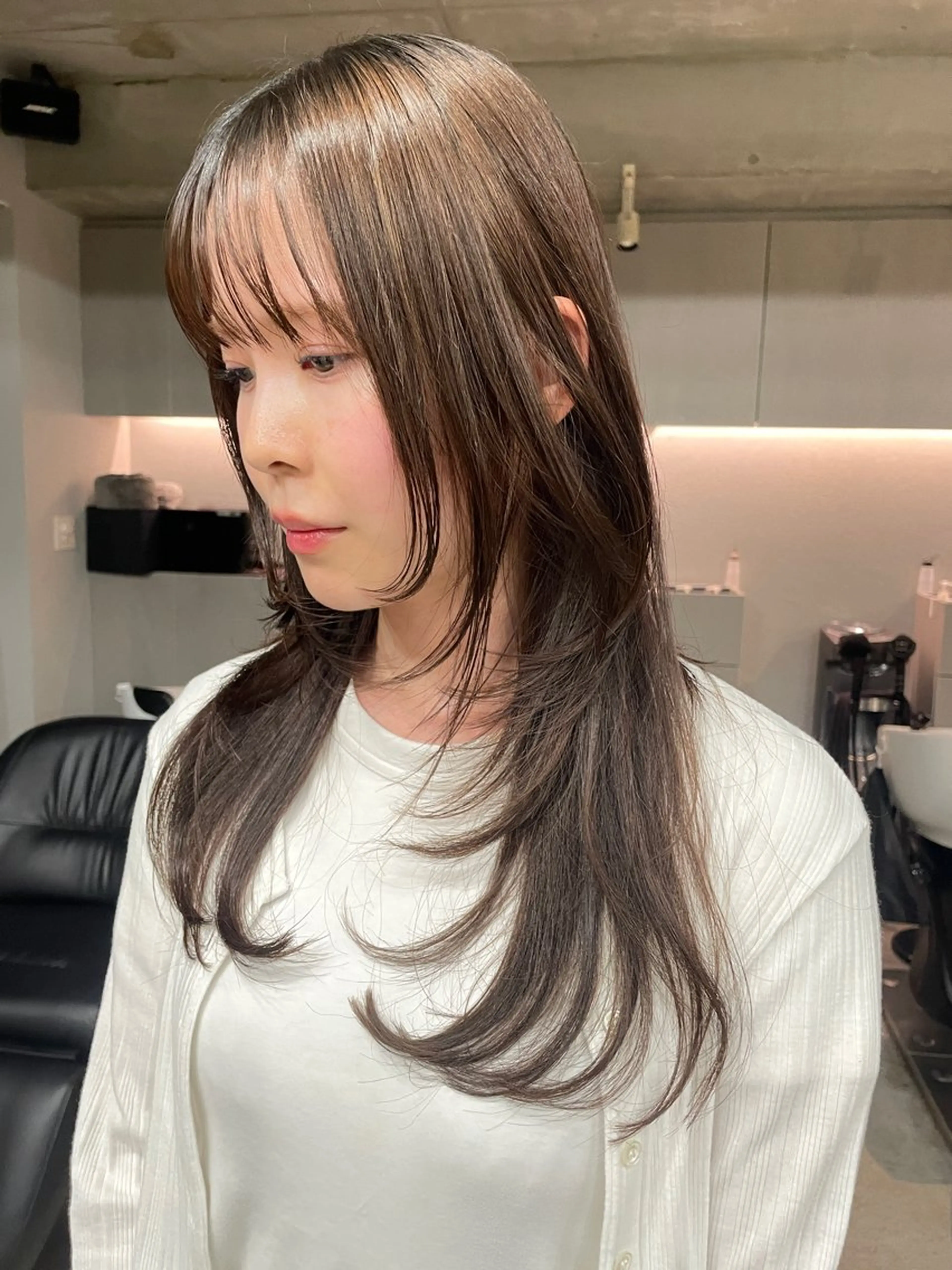 ロング カラー カット ヘアカラー トリートメント 表参道/赤み無し 透明感 colorのヘアスタイル