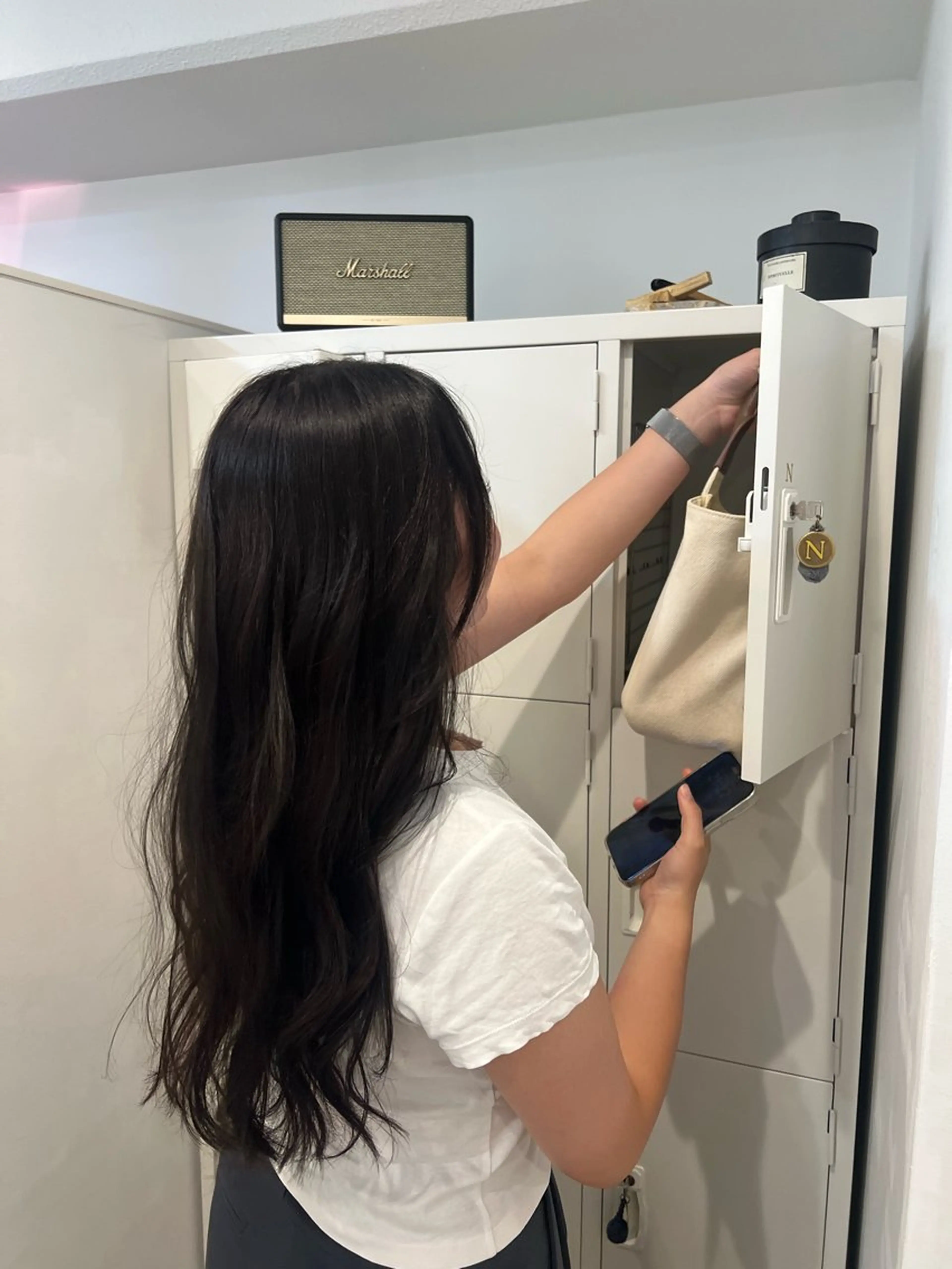 ロング カラー ベージュカラー 透明感カラー オリーブベージュ H 梅田所属・藤本 泰 /レイヤー カットモデル様募集中のヘアスタイル