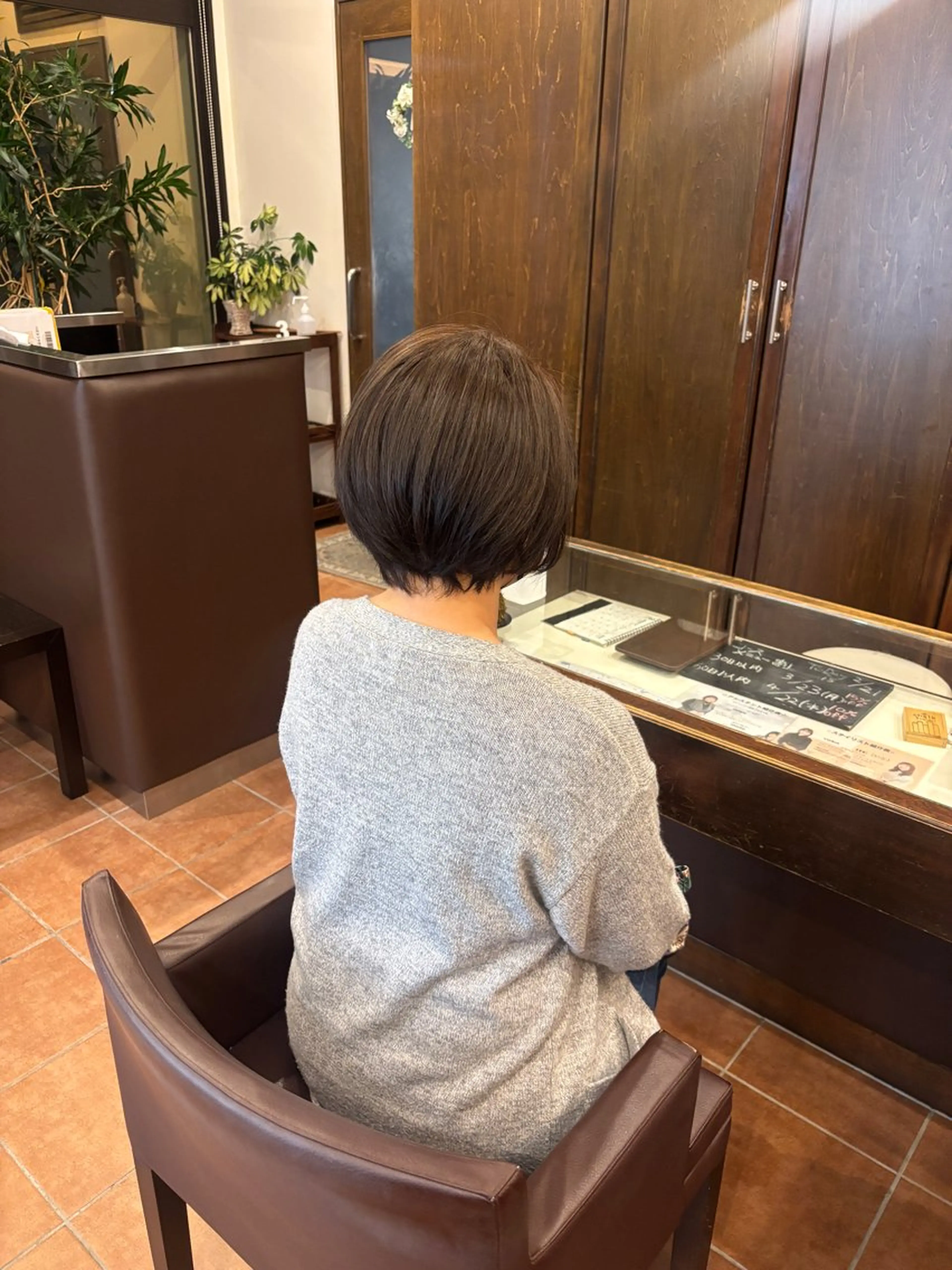 ショート ヘアカラー 武藤 冬月のヘアスタイル