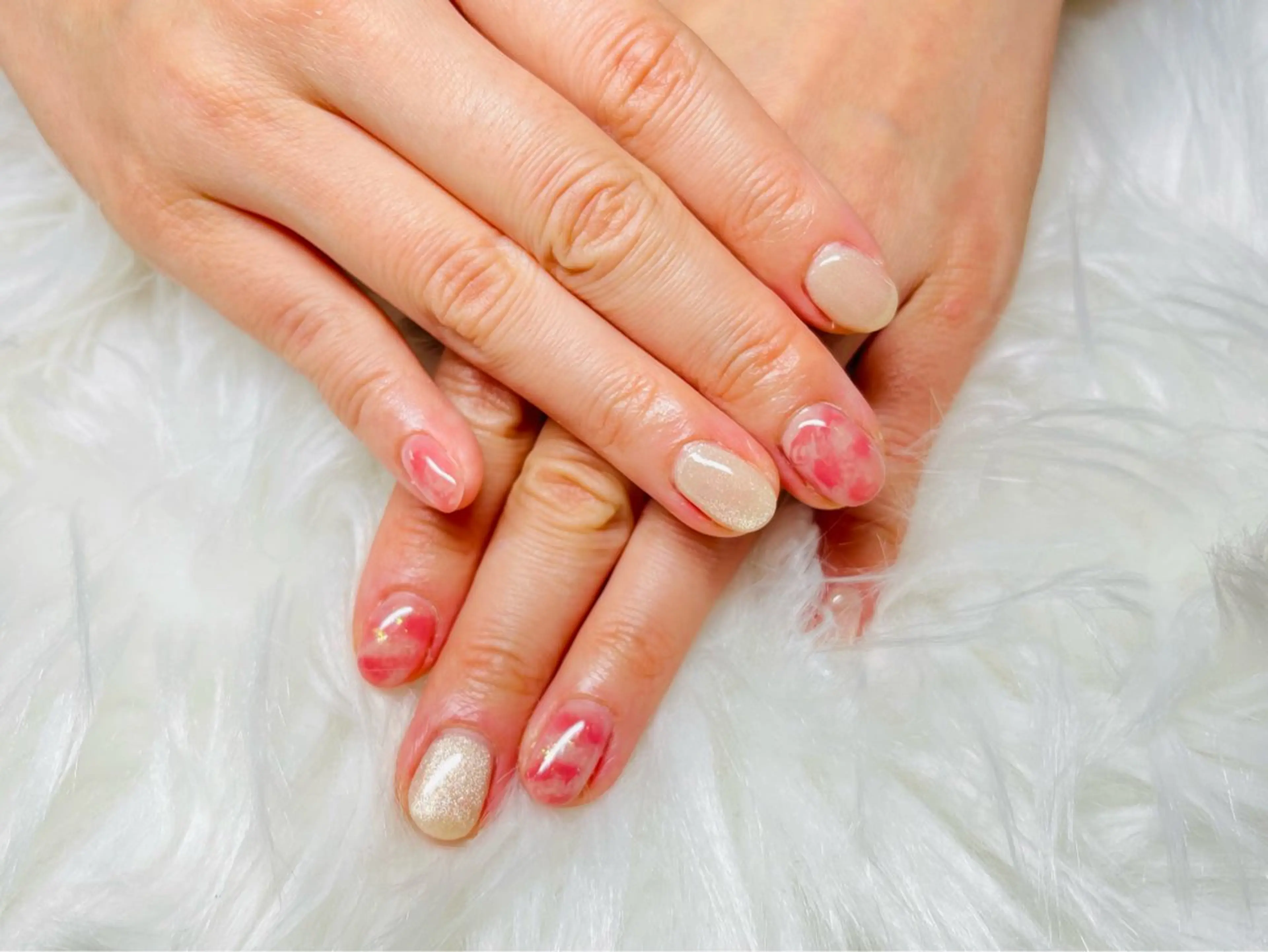 ネイル マグネットネイル ニュアンスネイル ピンク AngelCoco Tabataのネイルデザイン