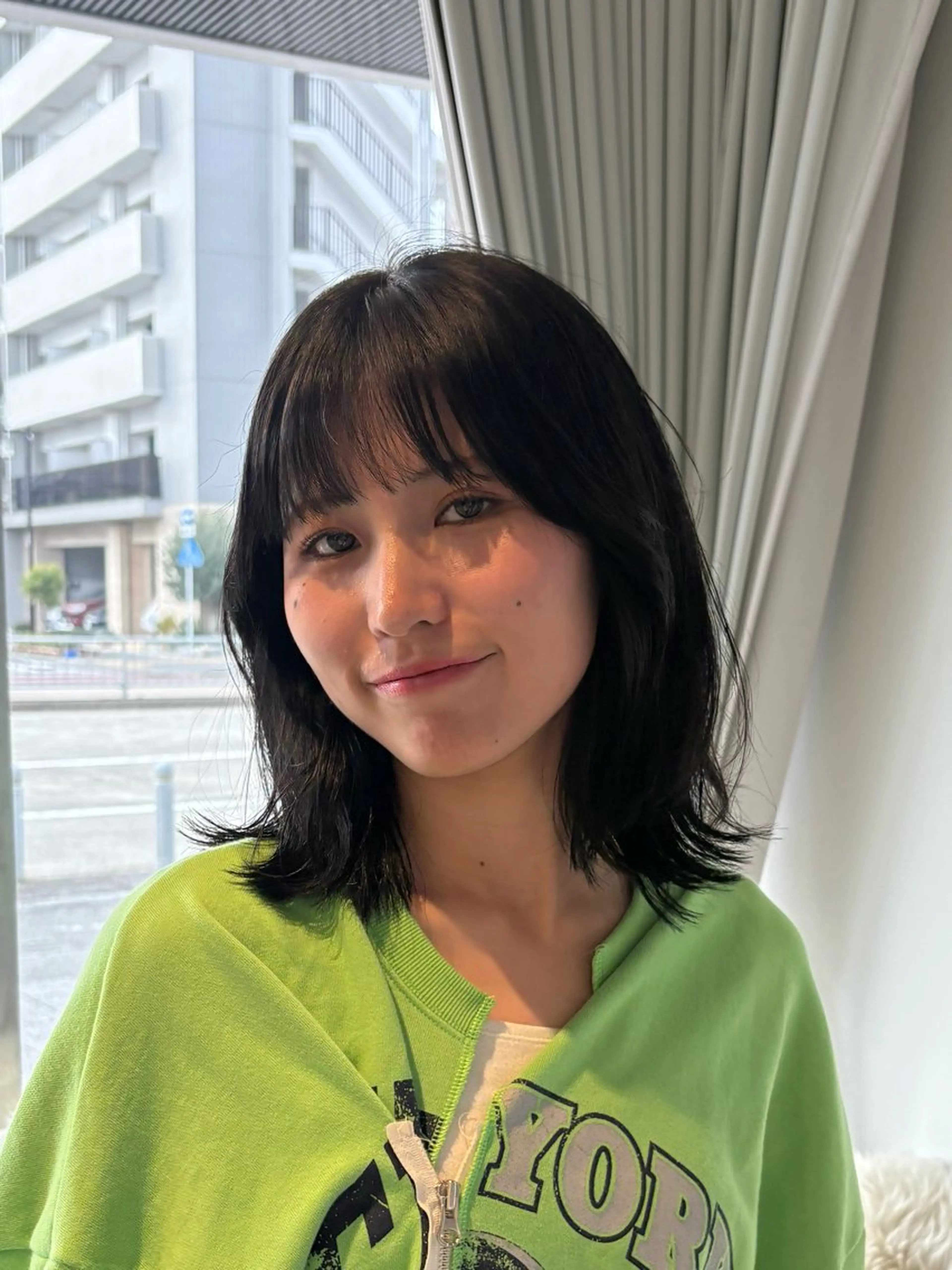 ミディアム BUSH所属・BUSH なかじませりなのヘアスタイル