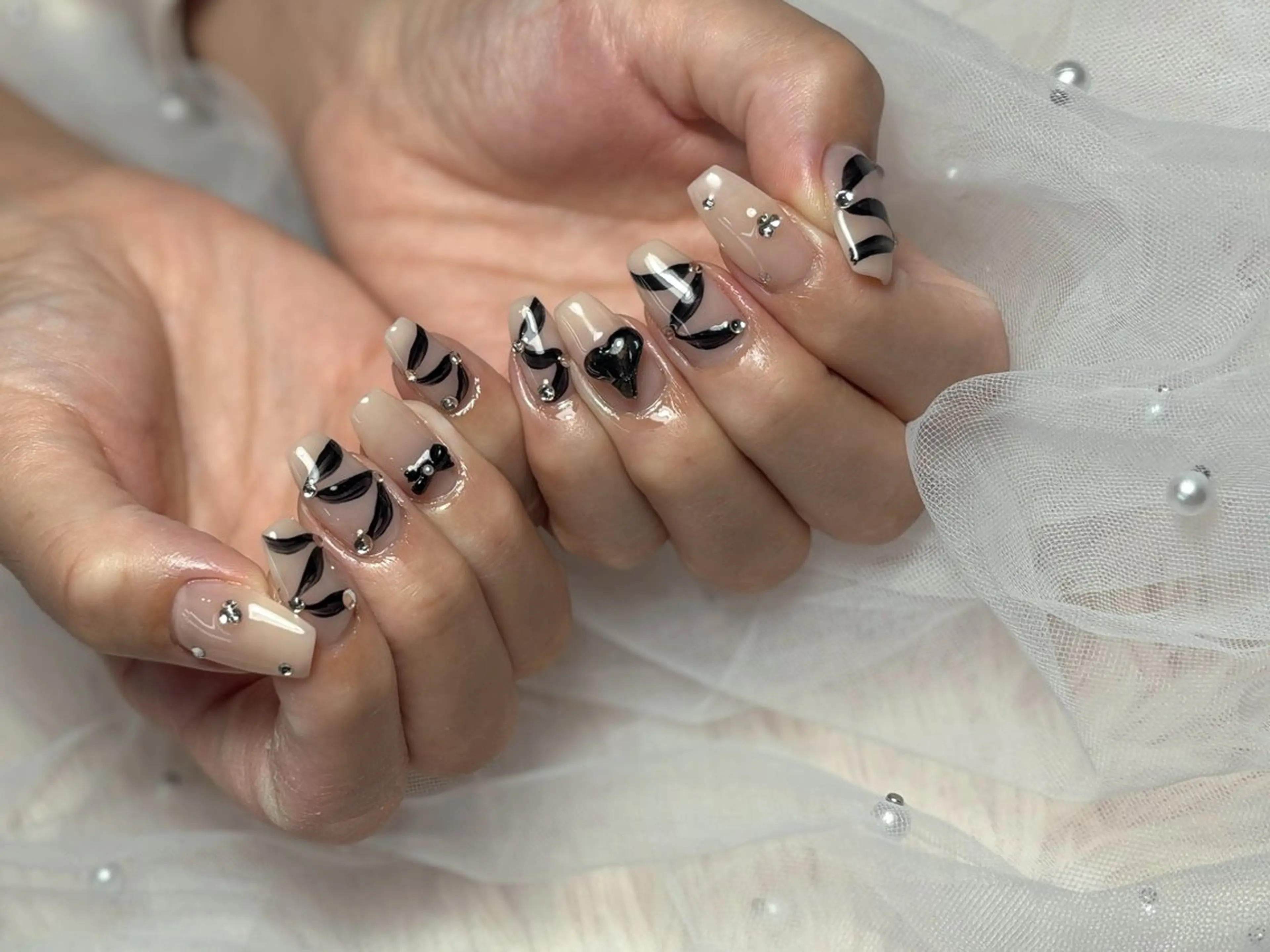 ネイル リボン ハンドネイル Nail salon Relierのネイルデザイン