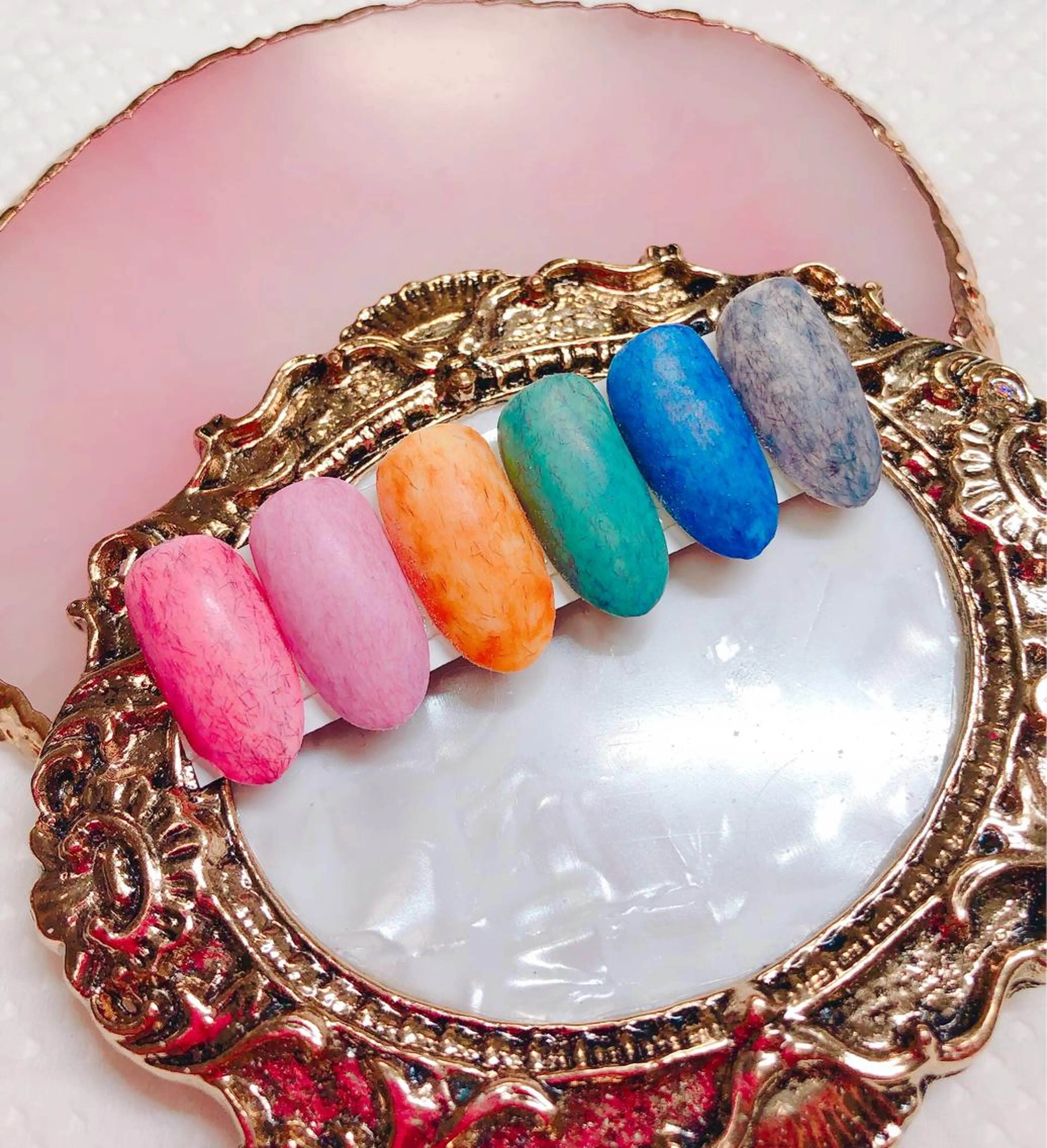 ネイル ジェルネイル CROWN プライベートサロンのネイルデザイン