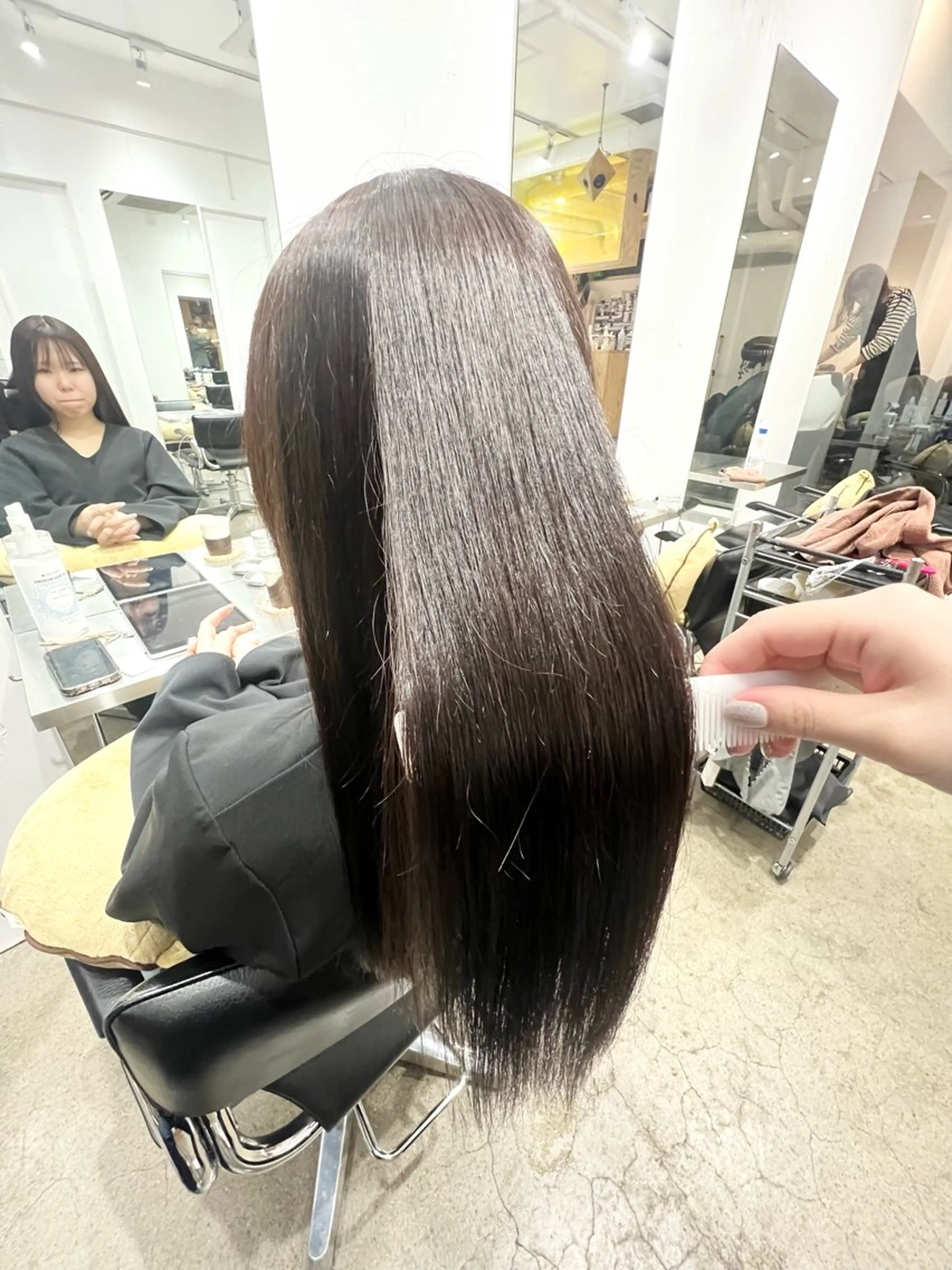 ロング パーマ 髪質改善 縮毛矯正 トリートメント ストレートパーマ ✨髪質改善矯正× ブリーチ✨YU-KIのヘアスタイル