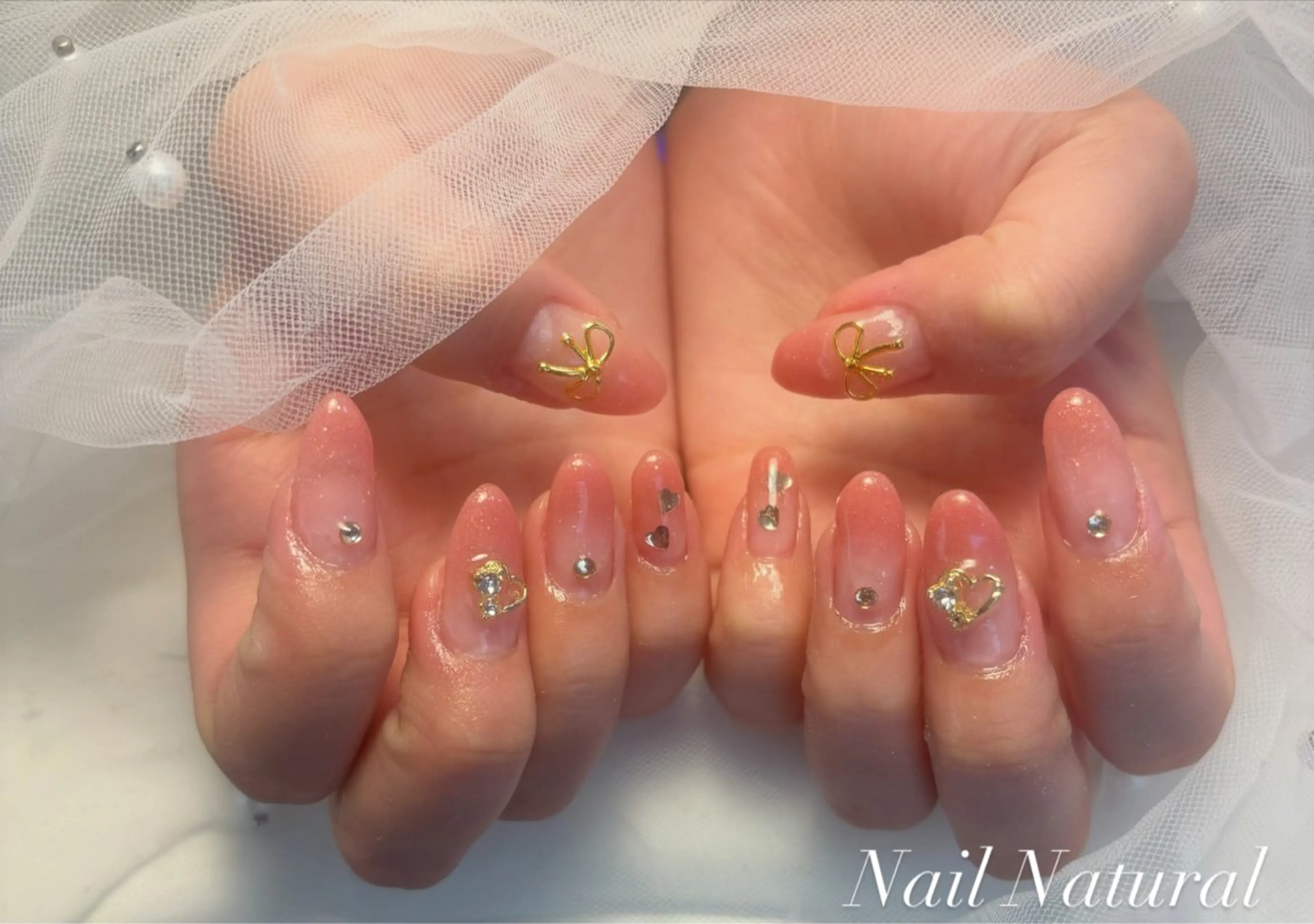 ネイル グラデーション ラメ(グリッター) 持ち込み ピンク ハンドネイル Nail salon Natulalのネイルデザイン