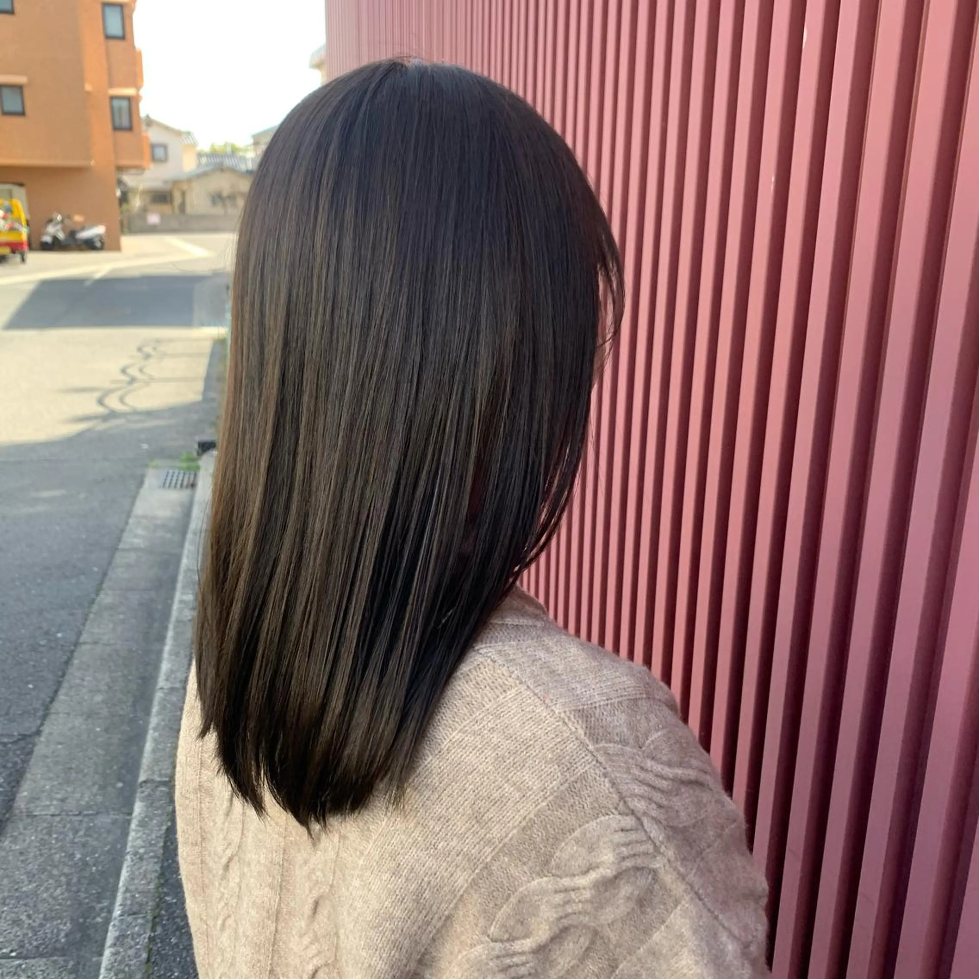 ミディアム SALOWIN 岡山店所属・ボブ/艶カラー/ manaka 🥣のヘアスタイル