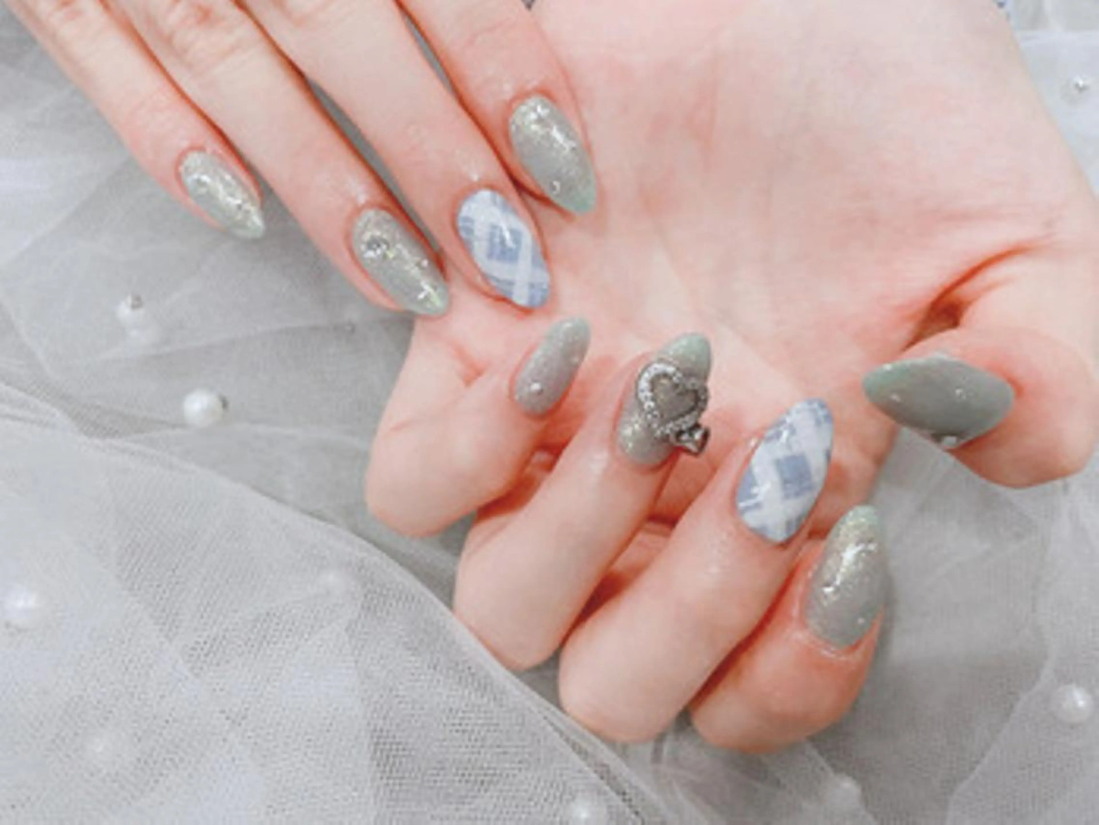 ネイル Renatus Nailのネイルデザイン