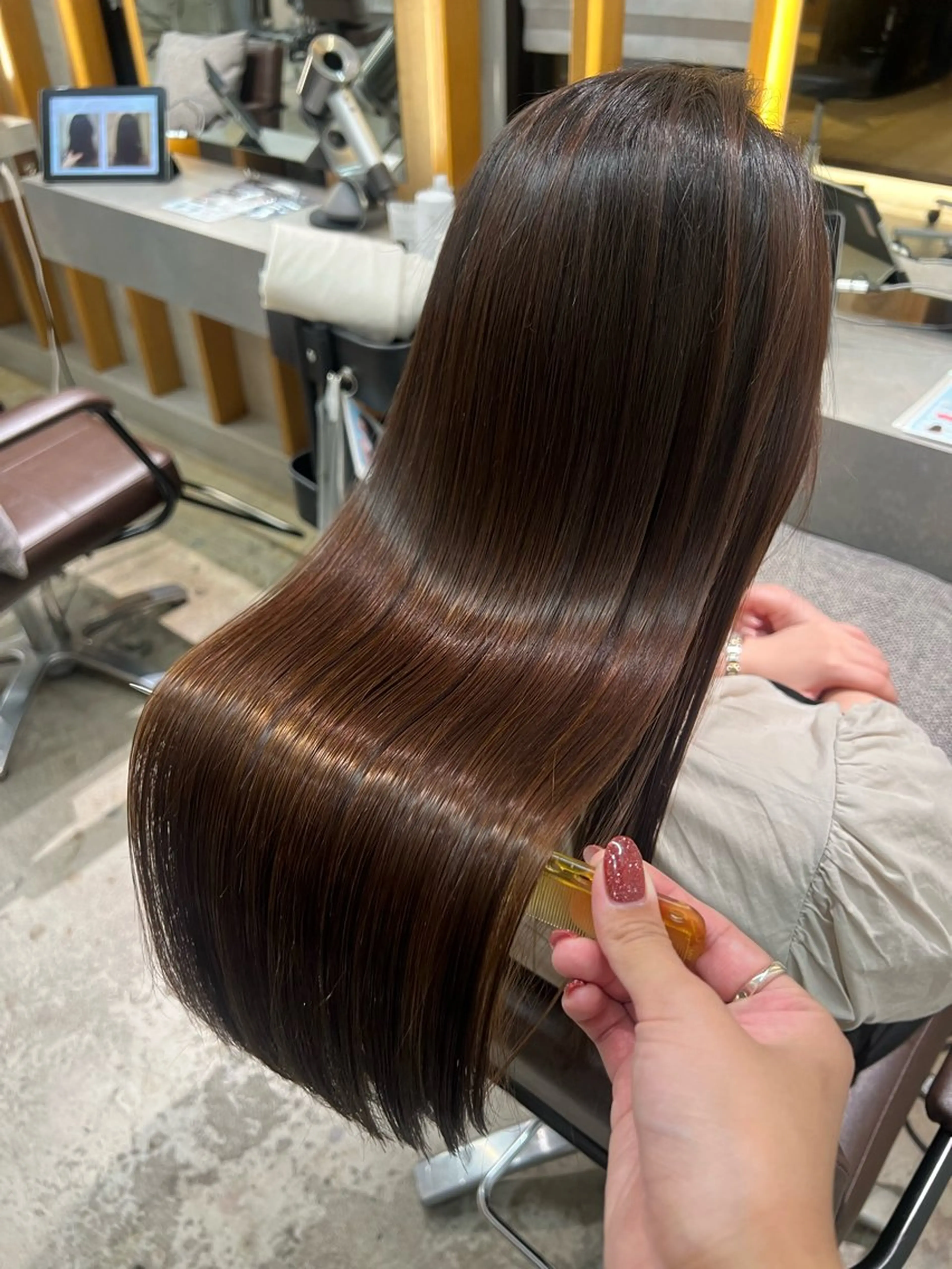 ロング 縮毛矯正 縮毛矯正 飯田 優恵のヘアスタイル